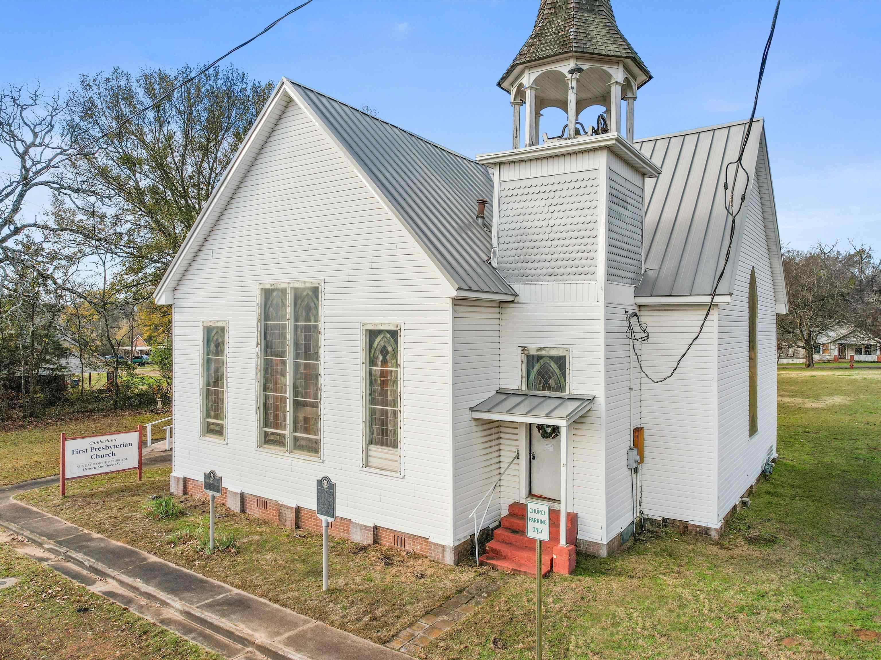 307 Broadnax Street — photo