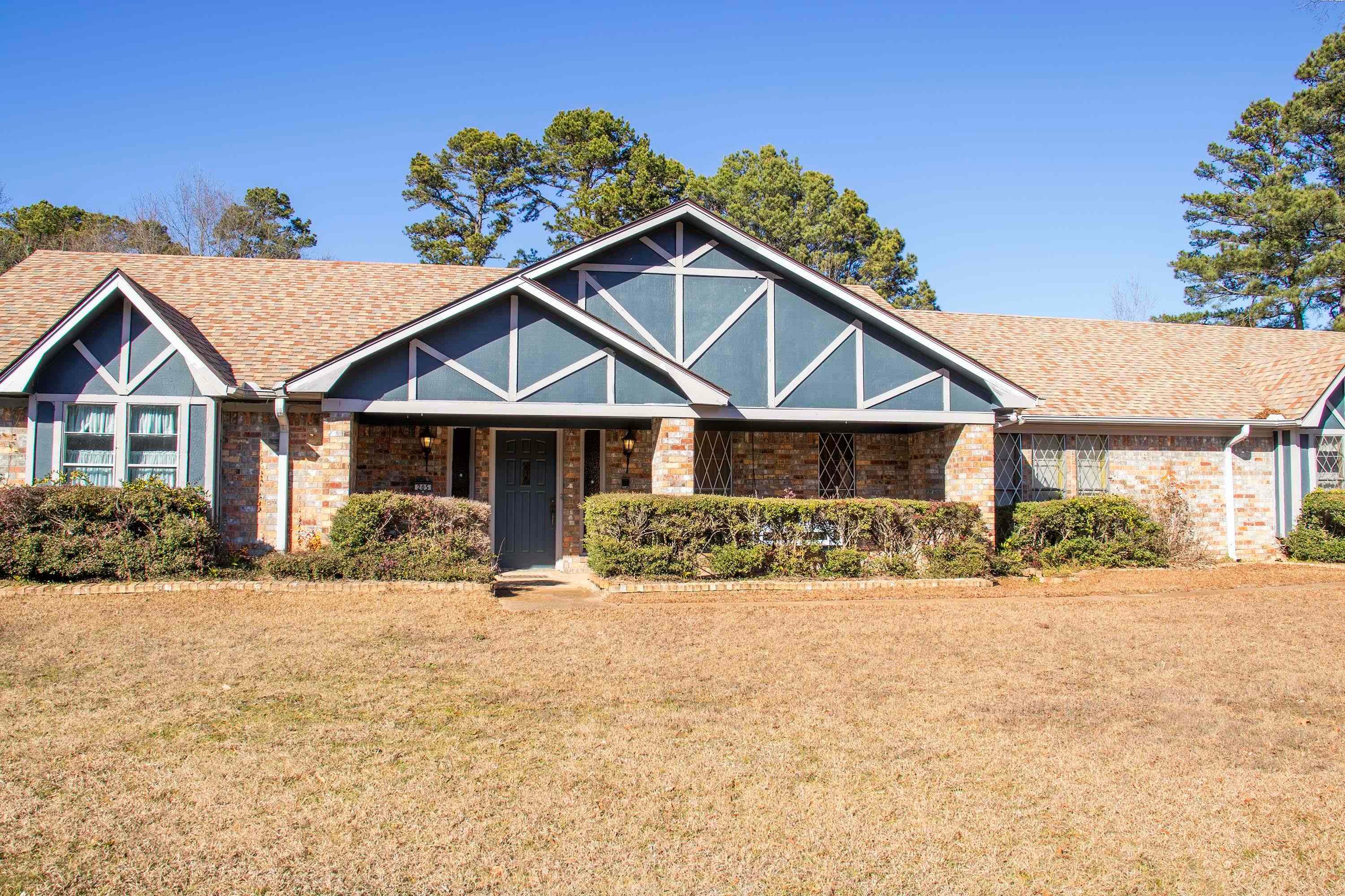 205 Cottonwood Trl — photo