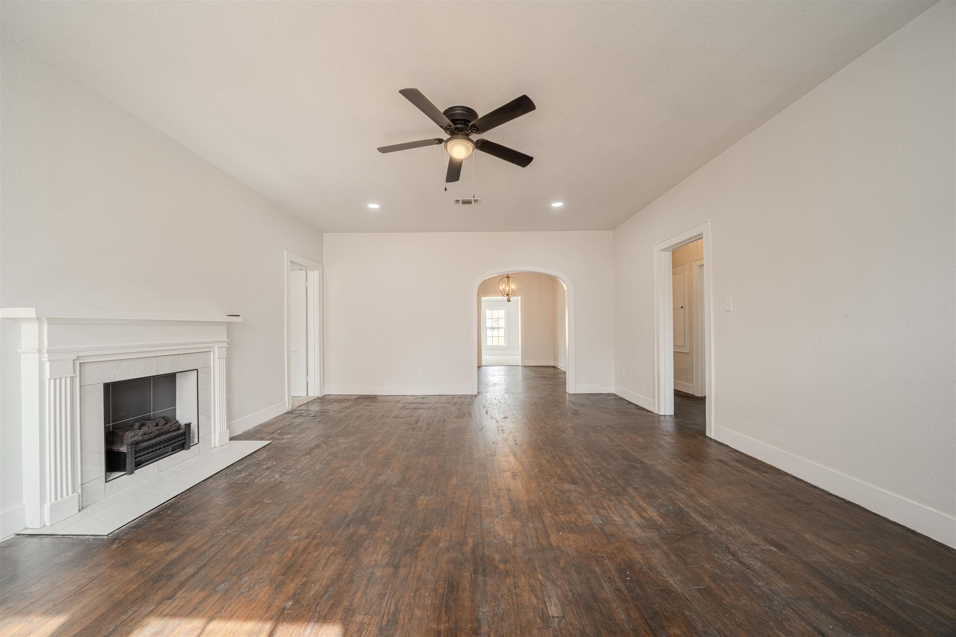 417 E Meredith, Marshall, TX 75670 — photo 3