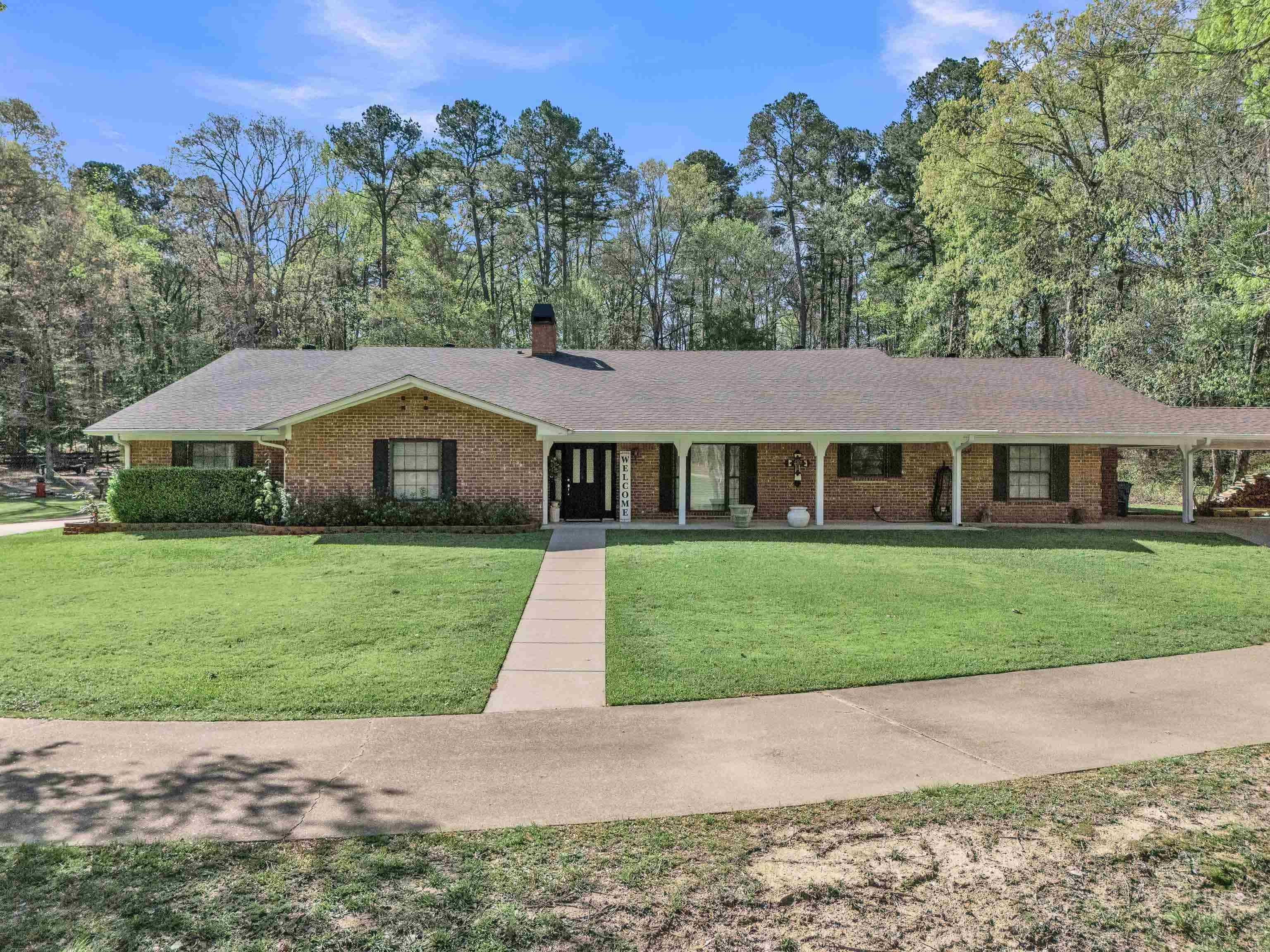 530 E Bar K Ranch Road, Longview, TX 75605