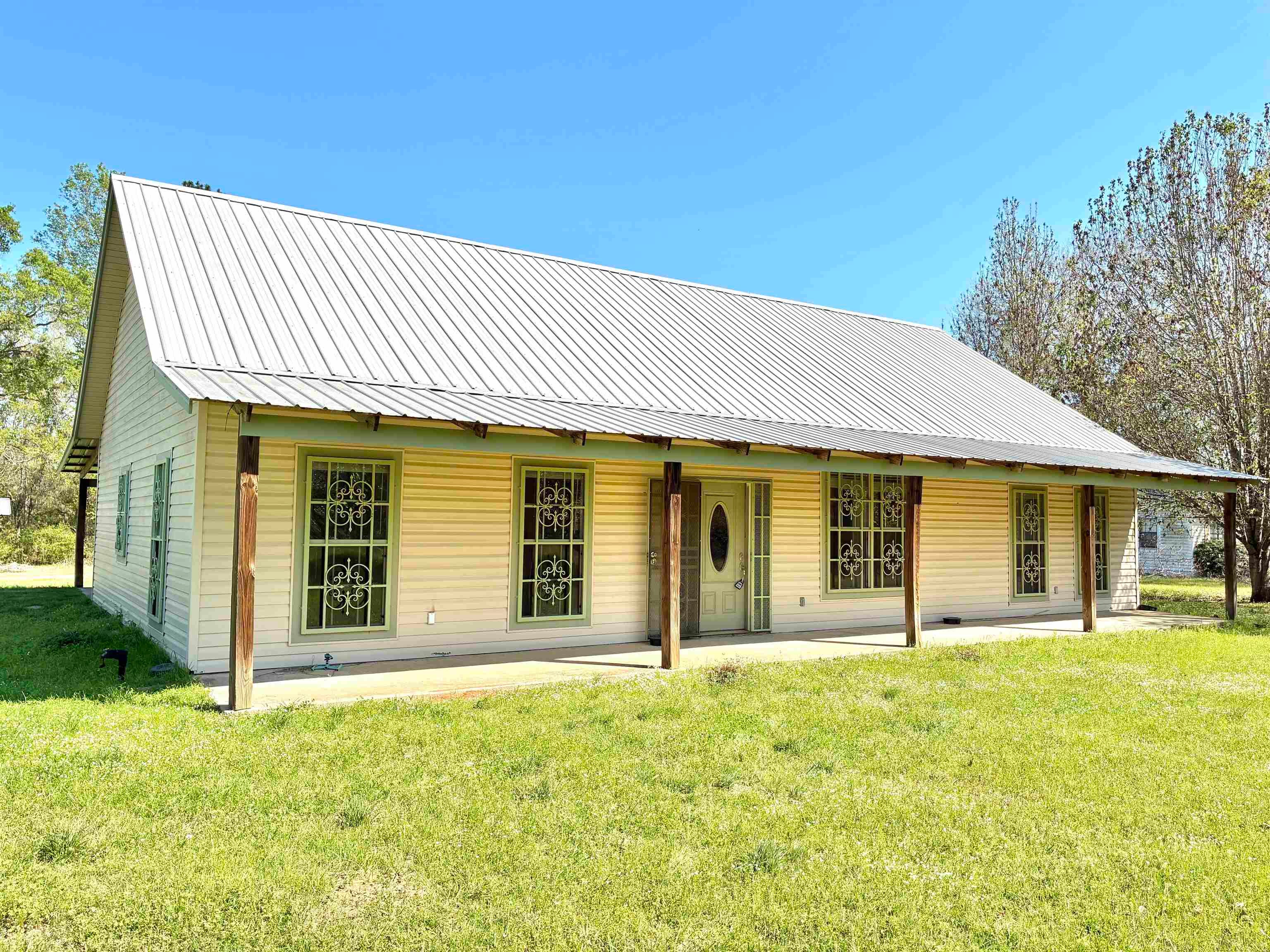 581 CR 467 — photo