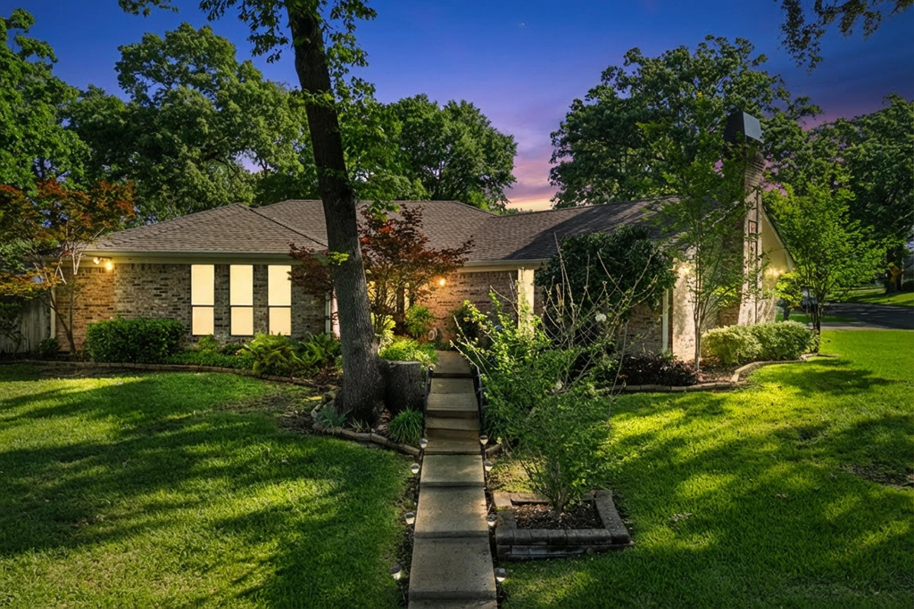1301 Windsong Lane — photo
