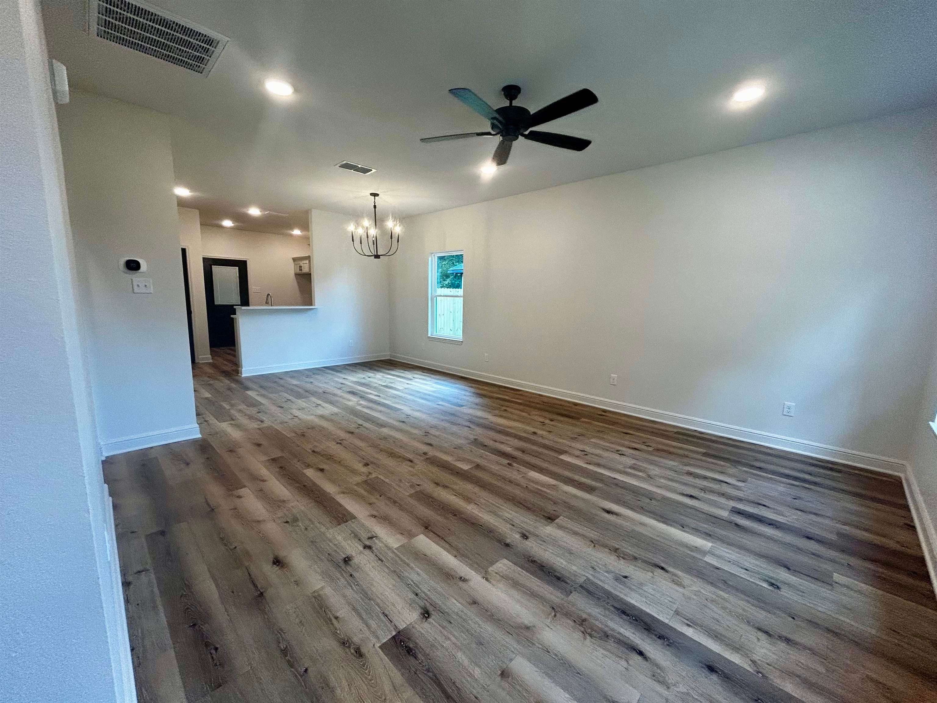 201 E Fleming, Longview, TX 75604 — photo 3