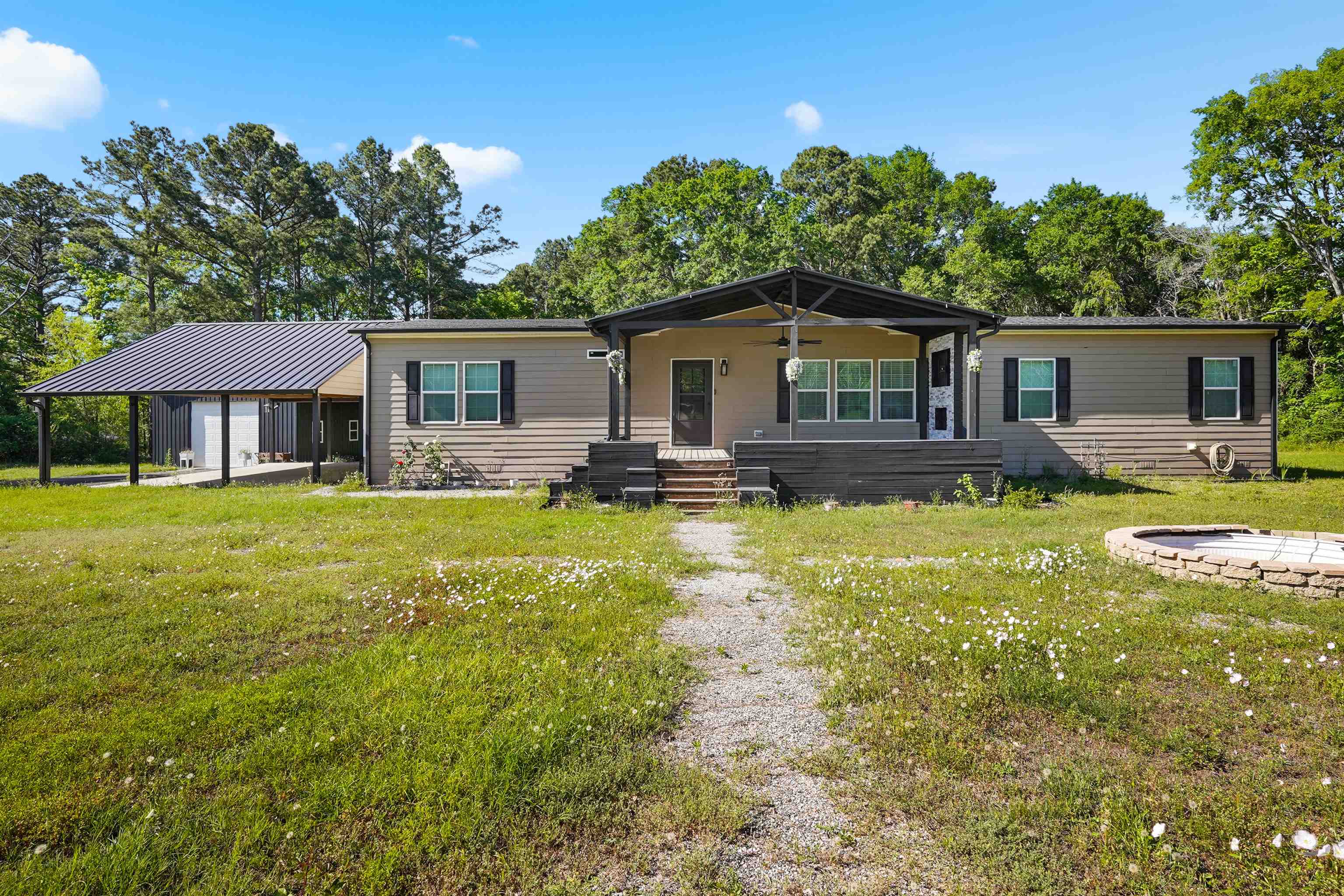 104 Barto — photo