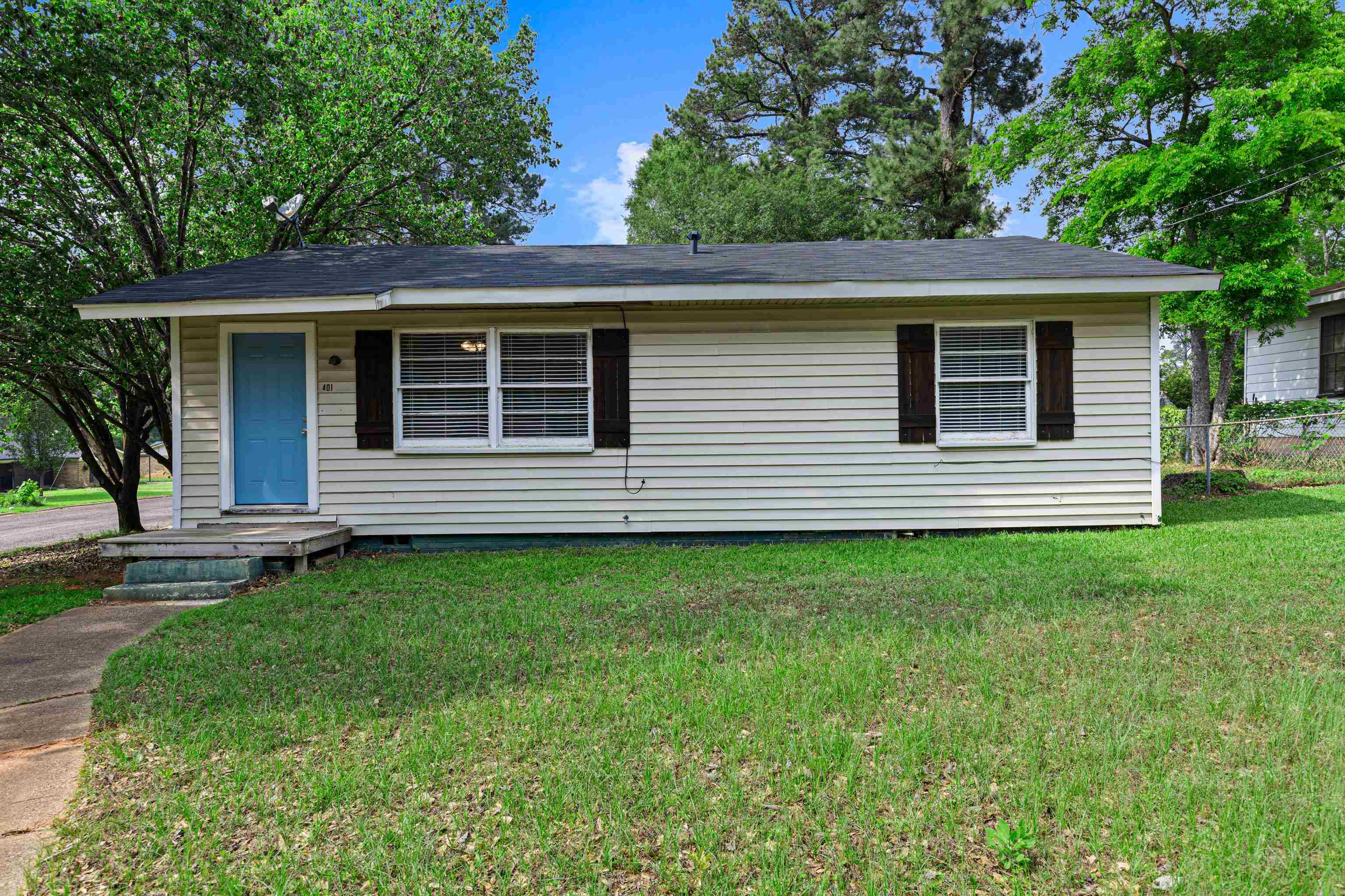 401 Peterson Rd. — photo