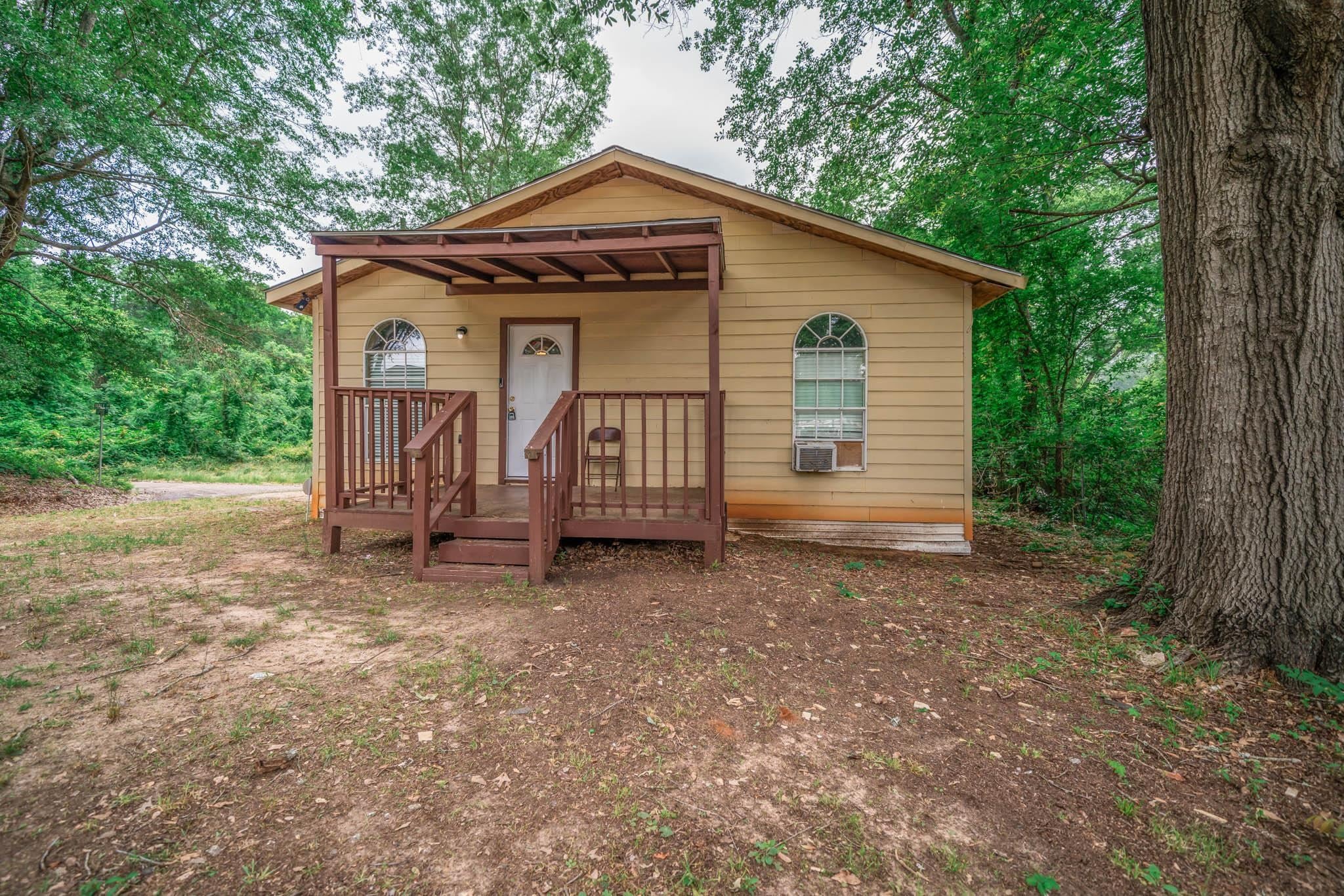 809 Herbert, Marshall, TX 75670 — photo 2