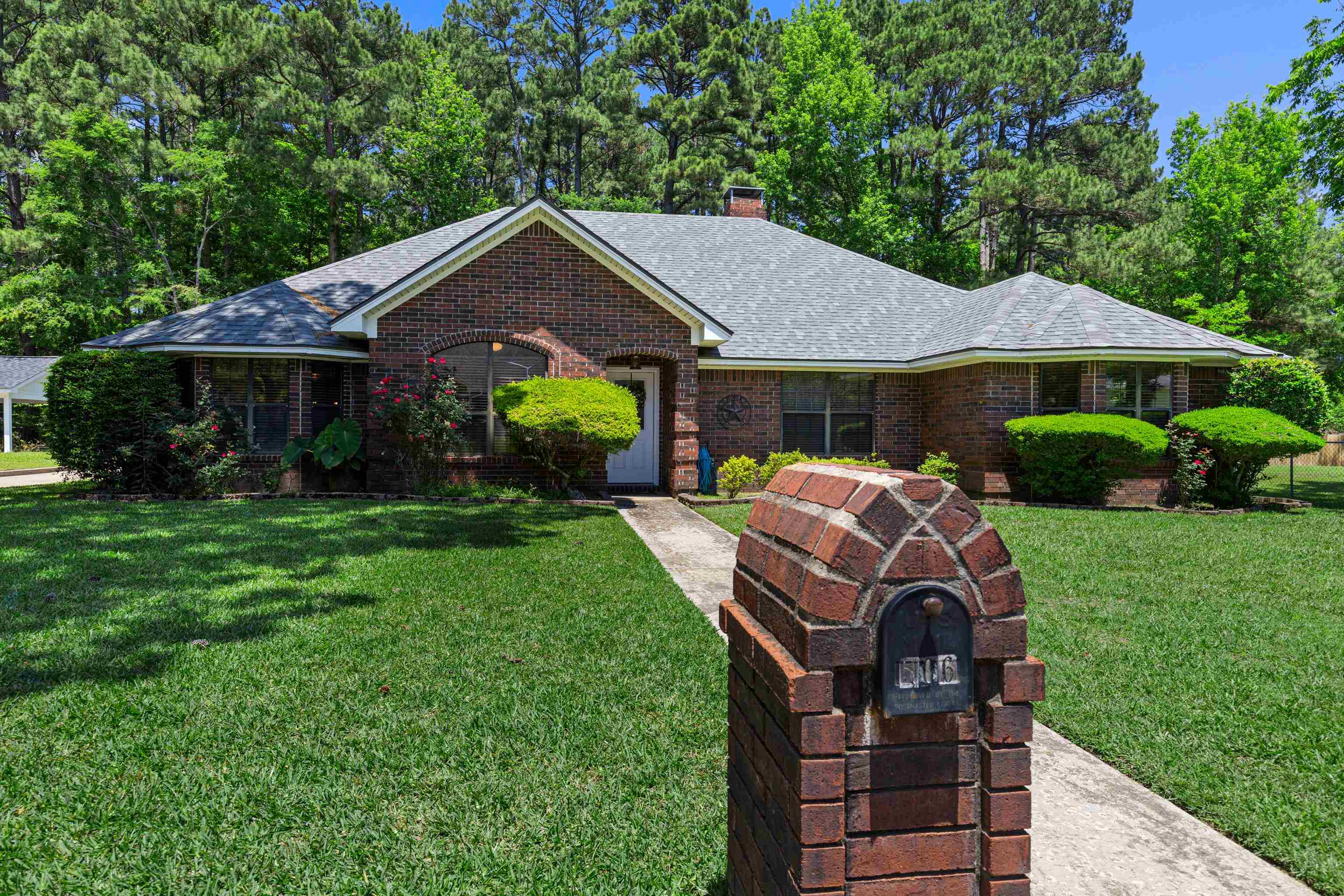 506 Pecan Court — photo