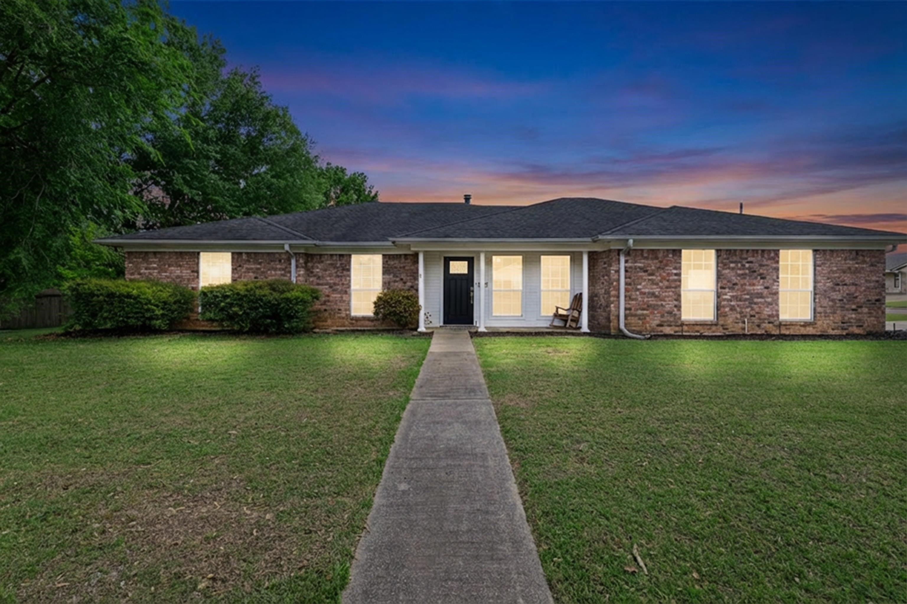 202 Monterrey Ln. — photo