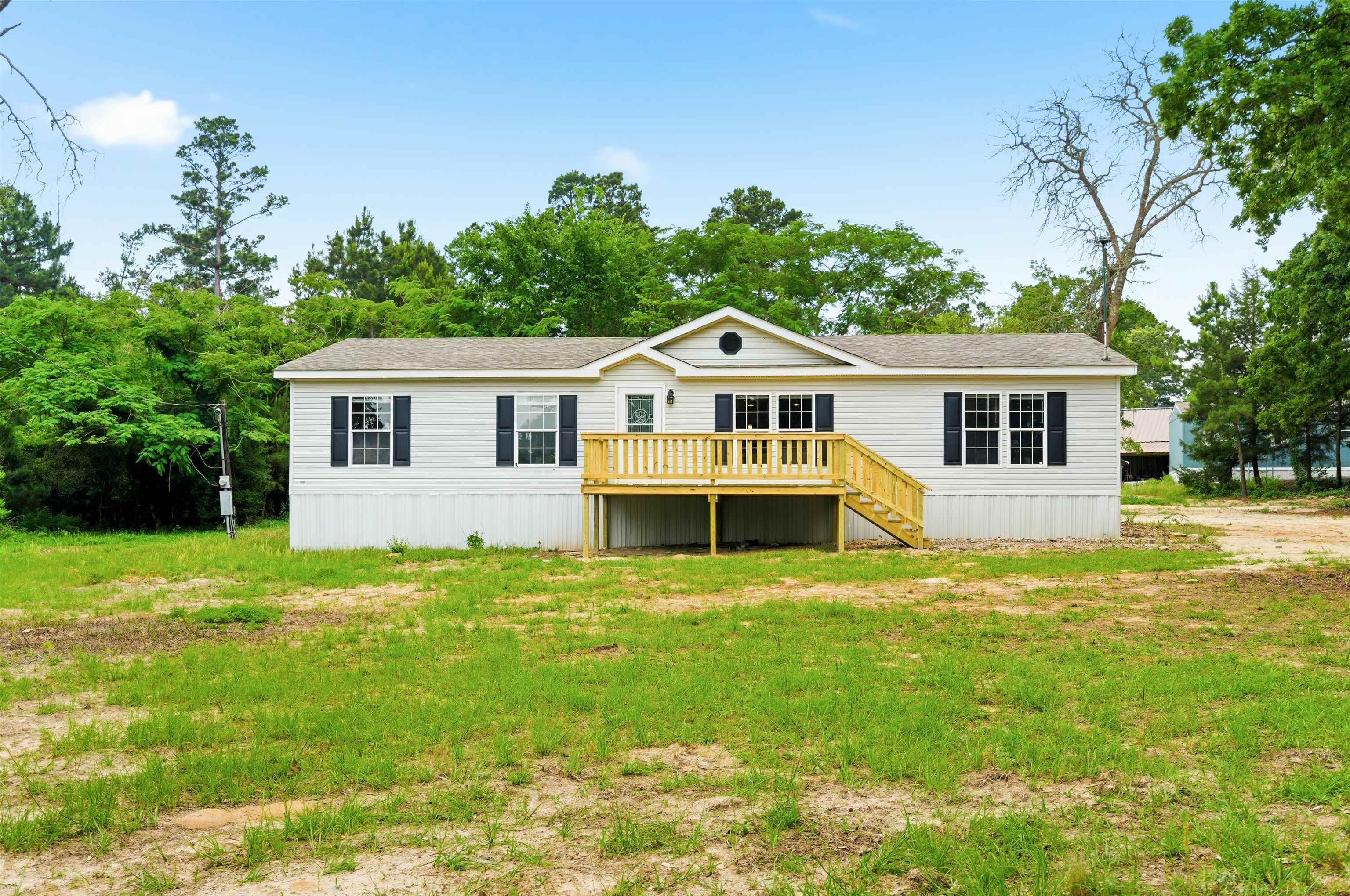 17296 Oak Drive — photo