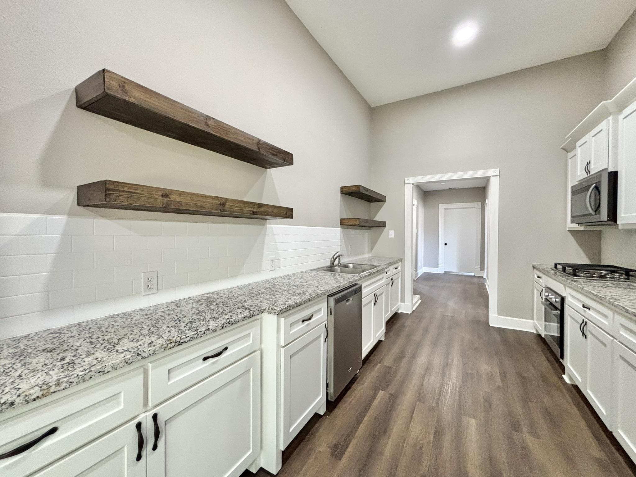 605 E Rusk Street, Marshall, TX 75670 — photo 3