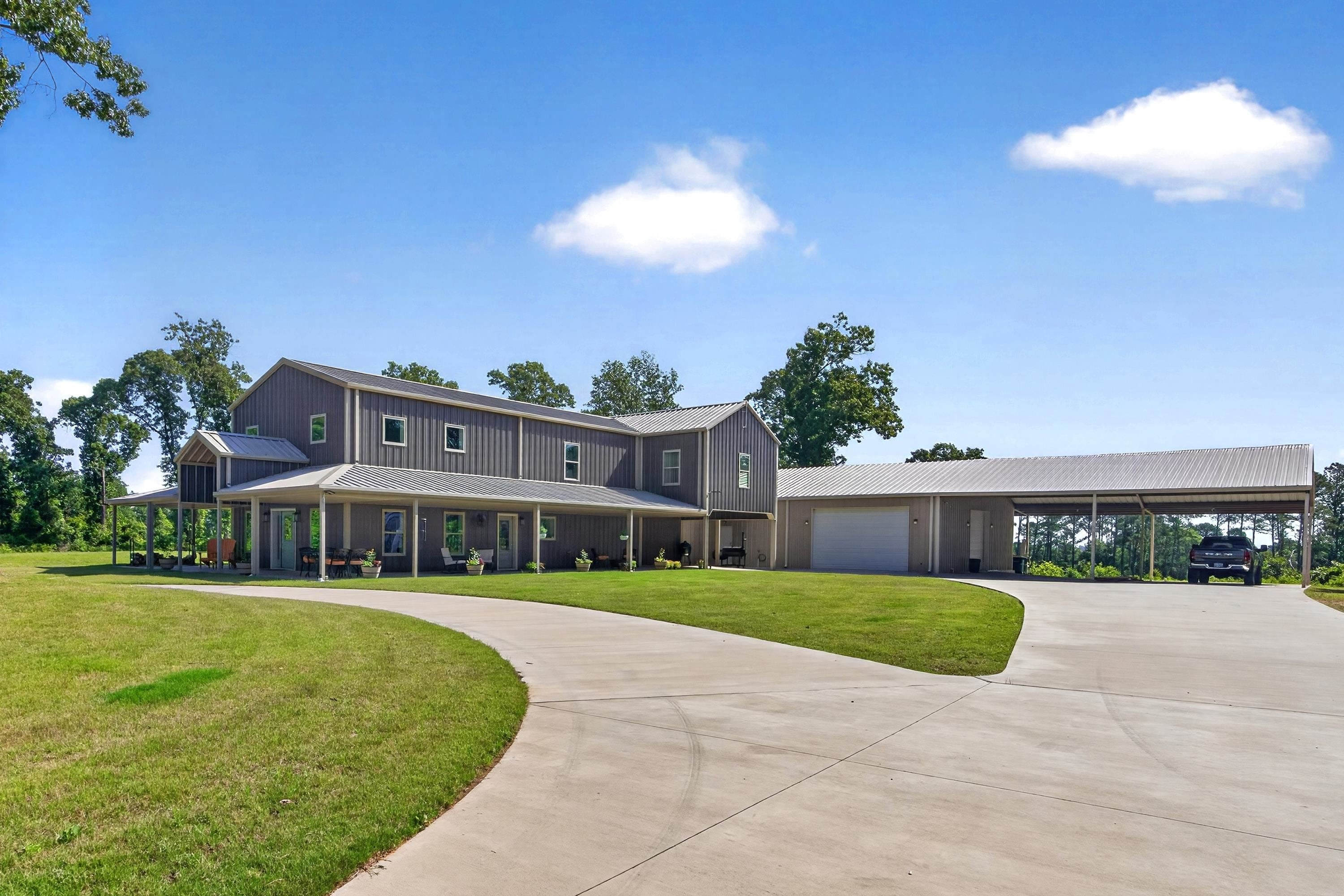 12828 CR 3116 — photo