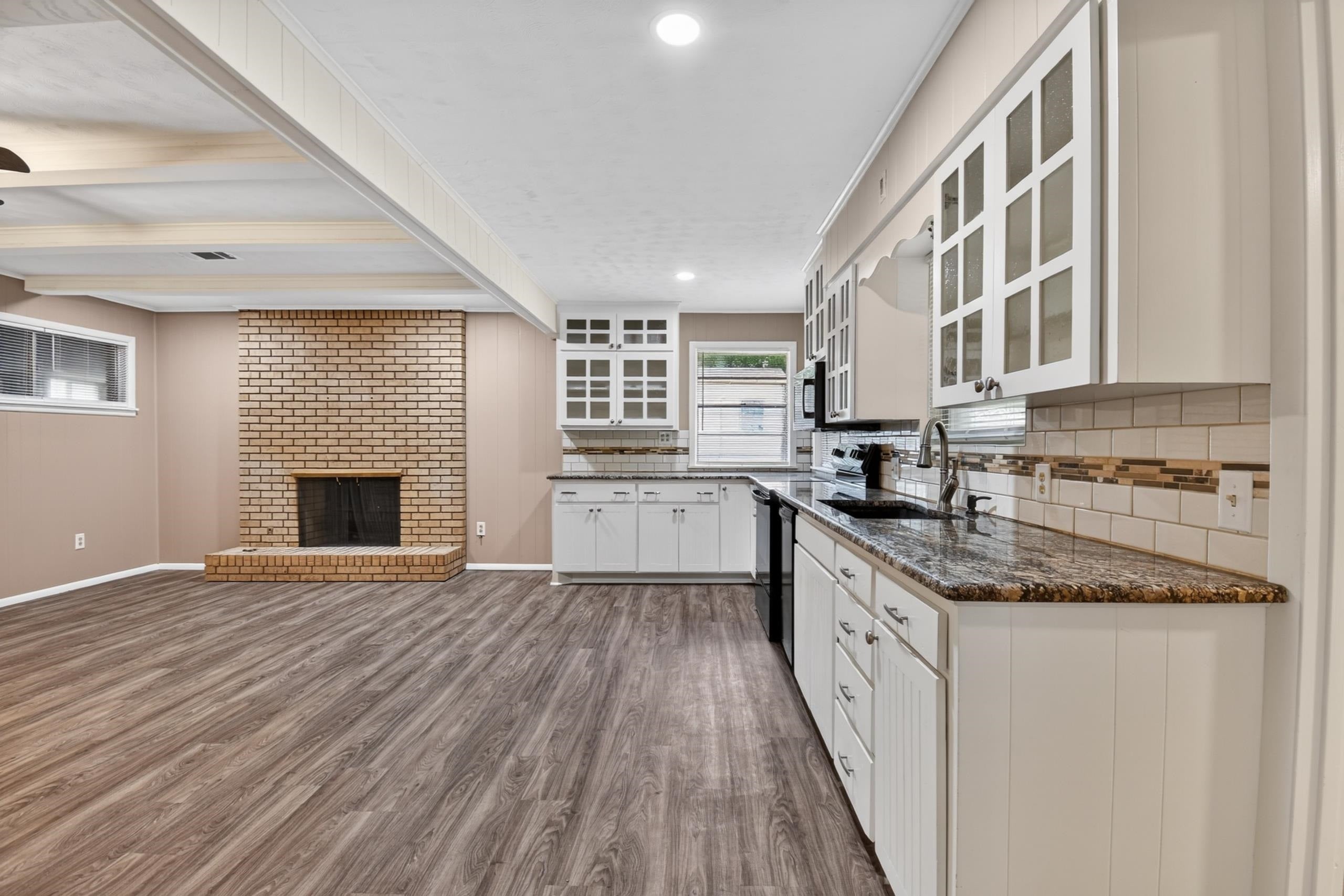 1 Tanglewood Court — photo