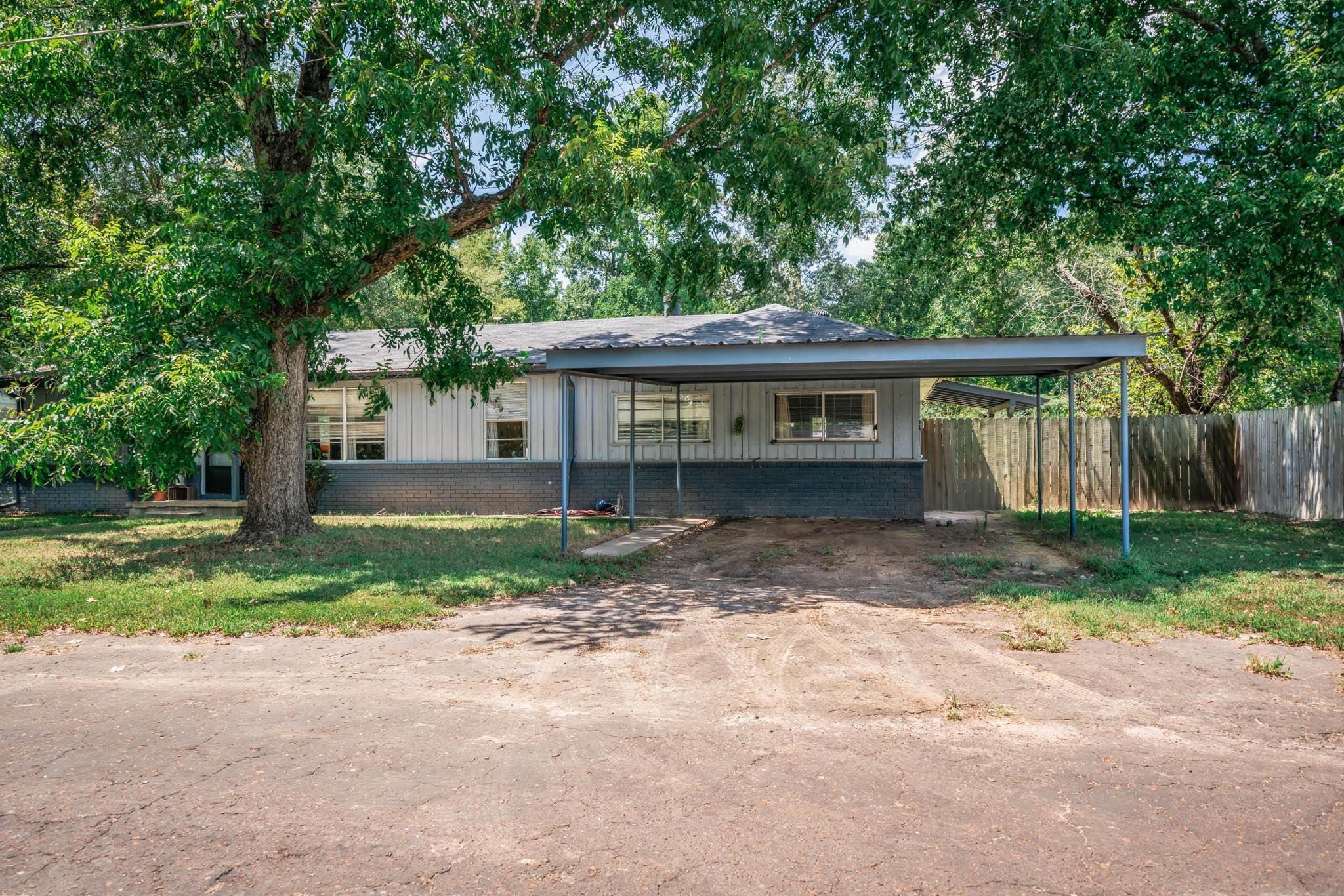 1511 Teachers Ridge — photo