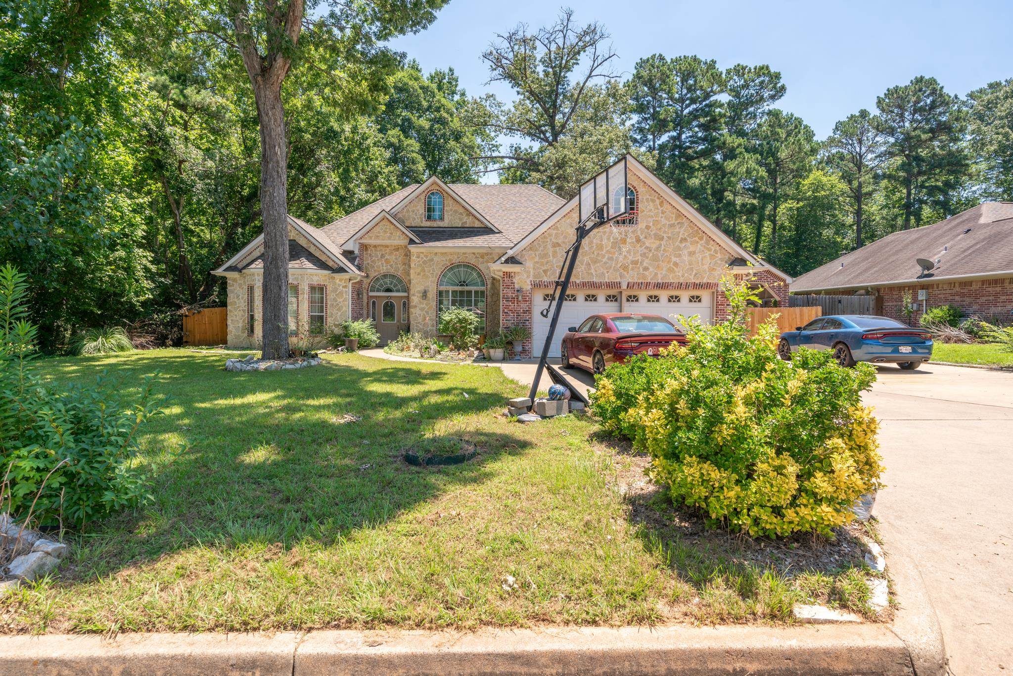 1316 Nottingham — photo