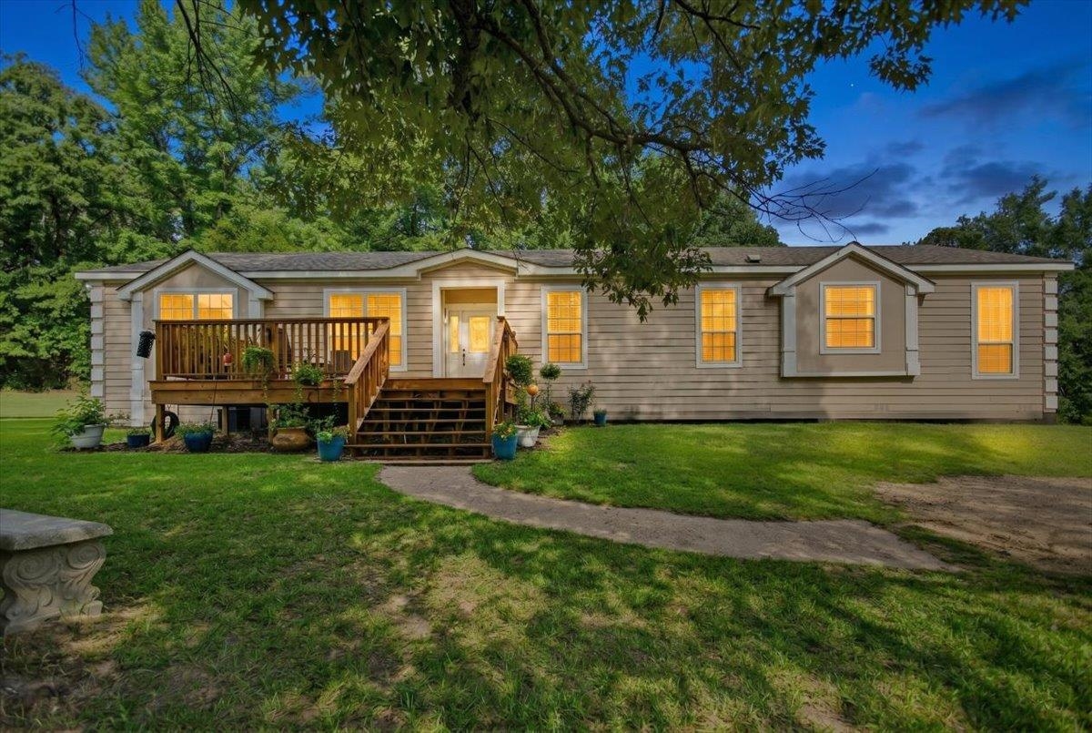 105 Pepper Circle — photo