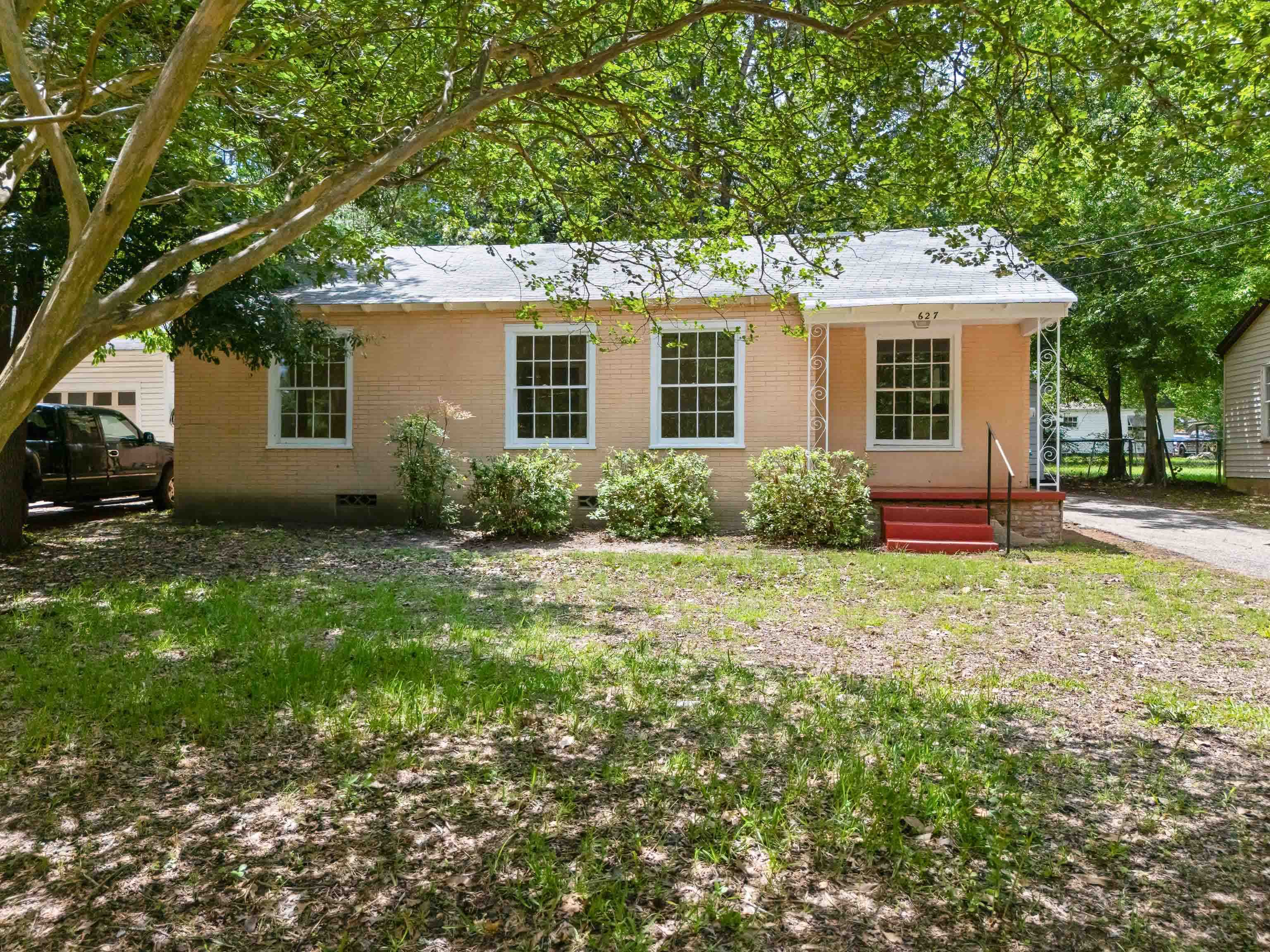 627 Helen — photo