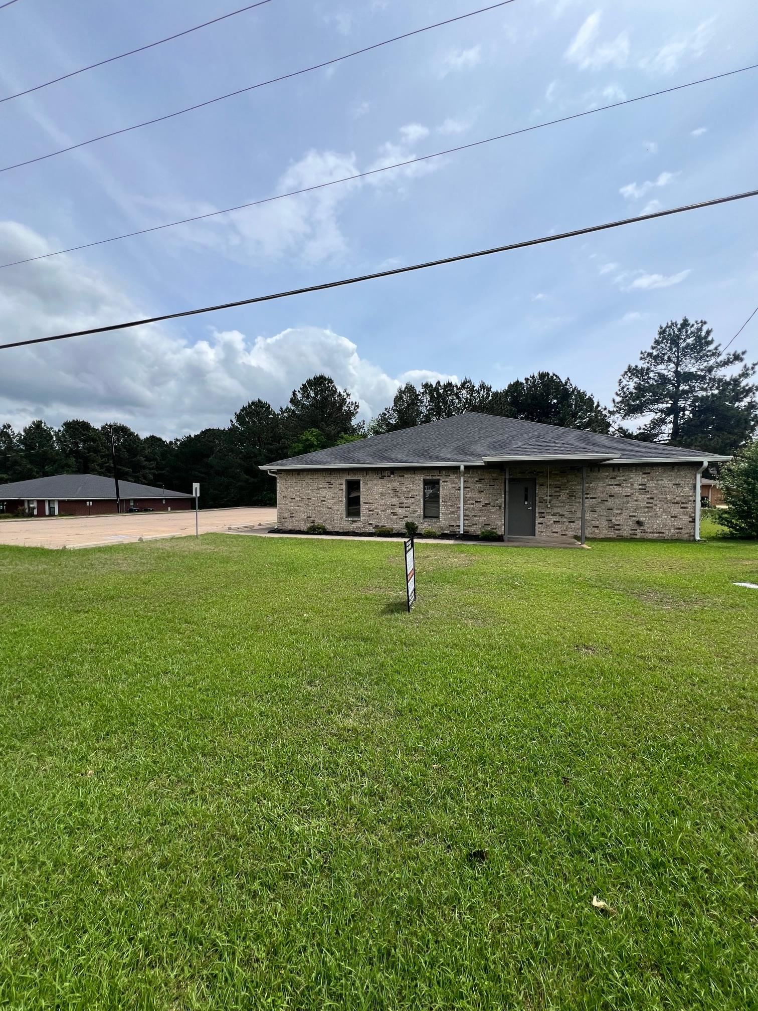 2124 Alpine, Longview, TX 75601 — photo 2
