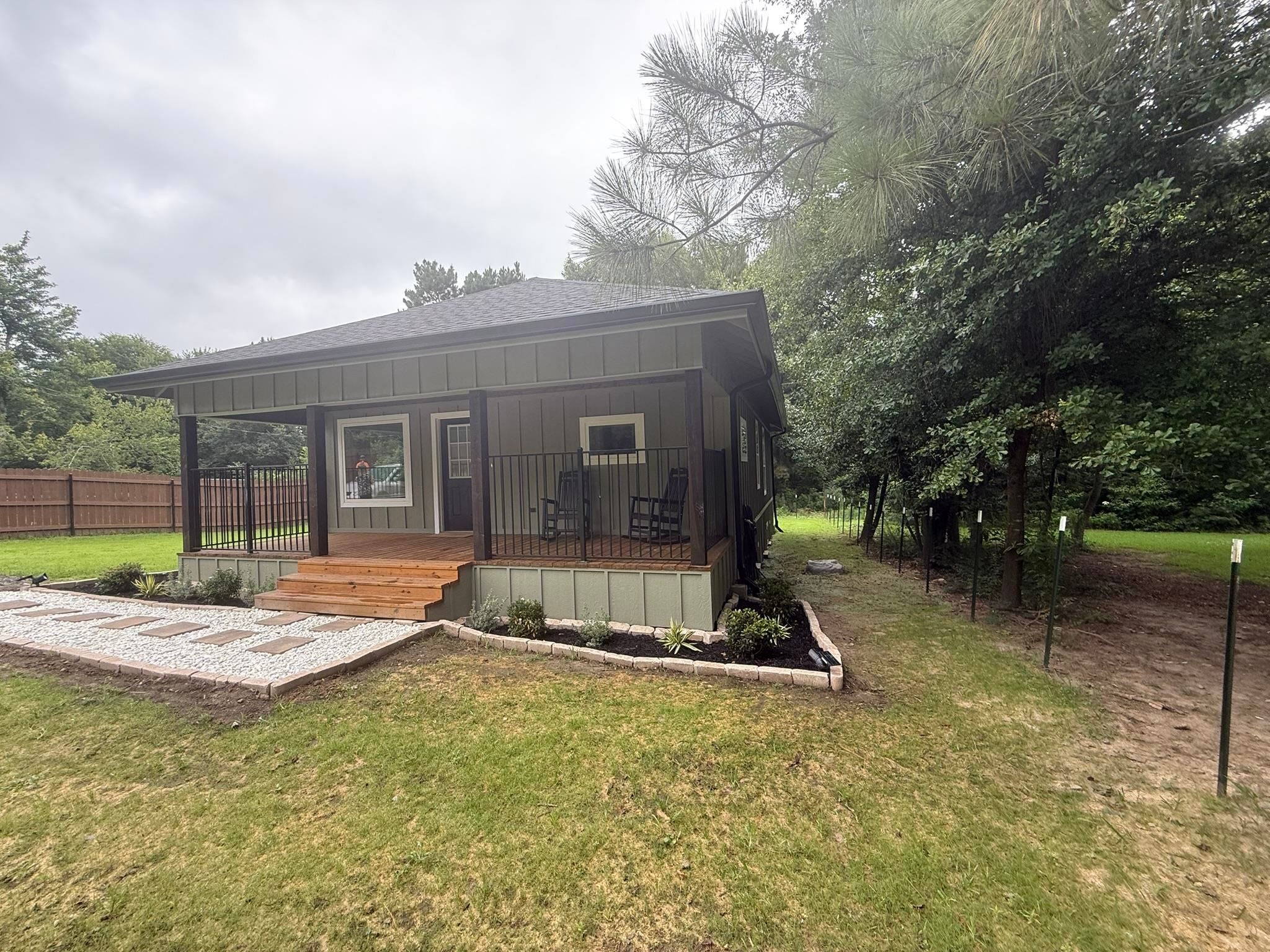 134 CR 4560 — photo