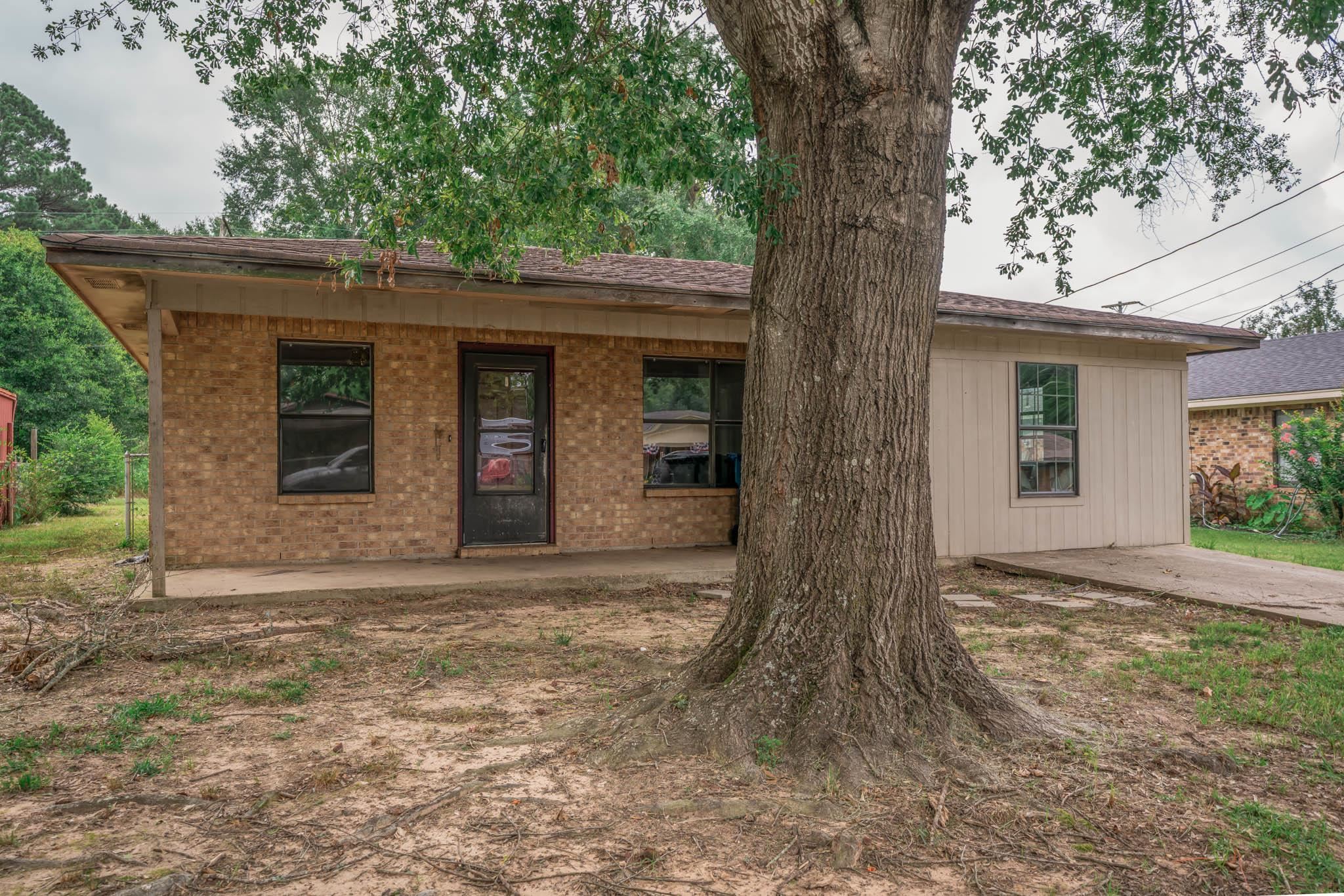 308 N Lee Drive — photo