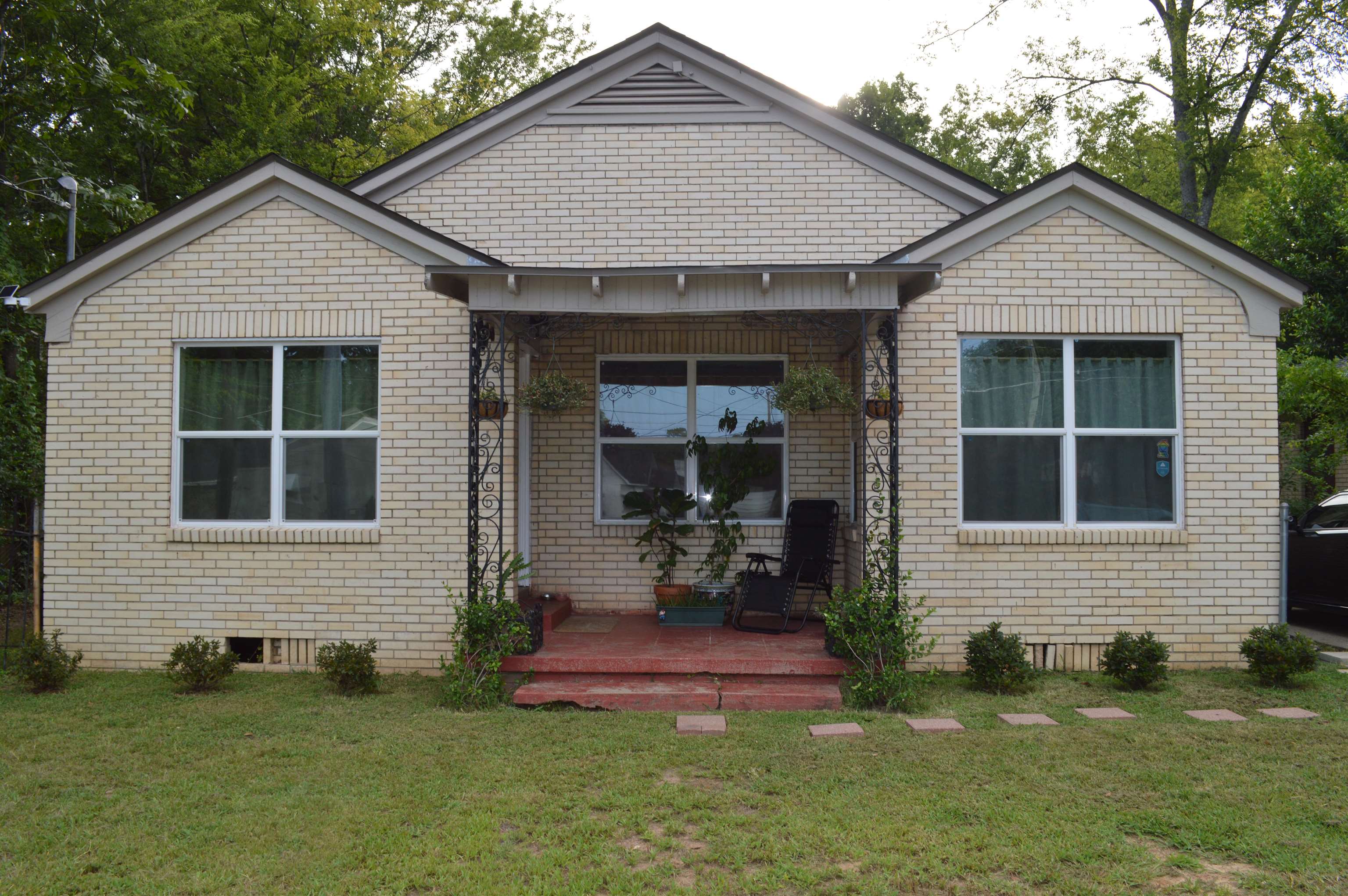 801 S Mobberly — photo