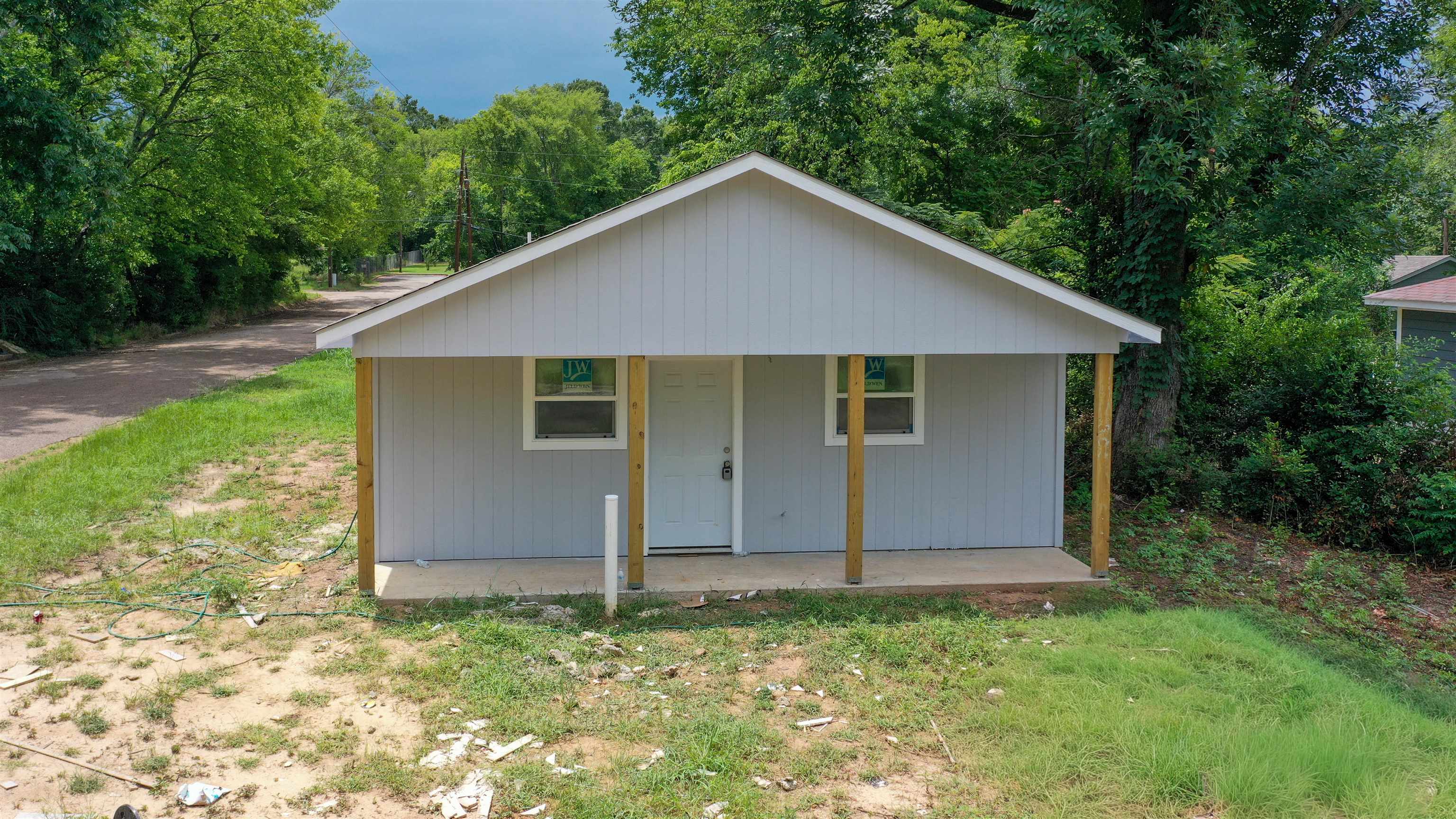 401 W Sunset Ave — photo