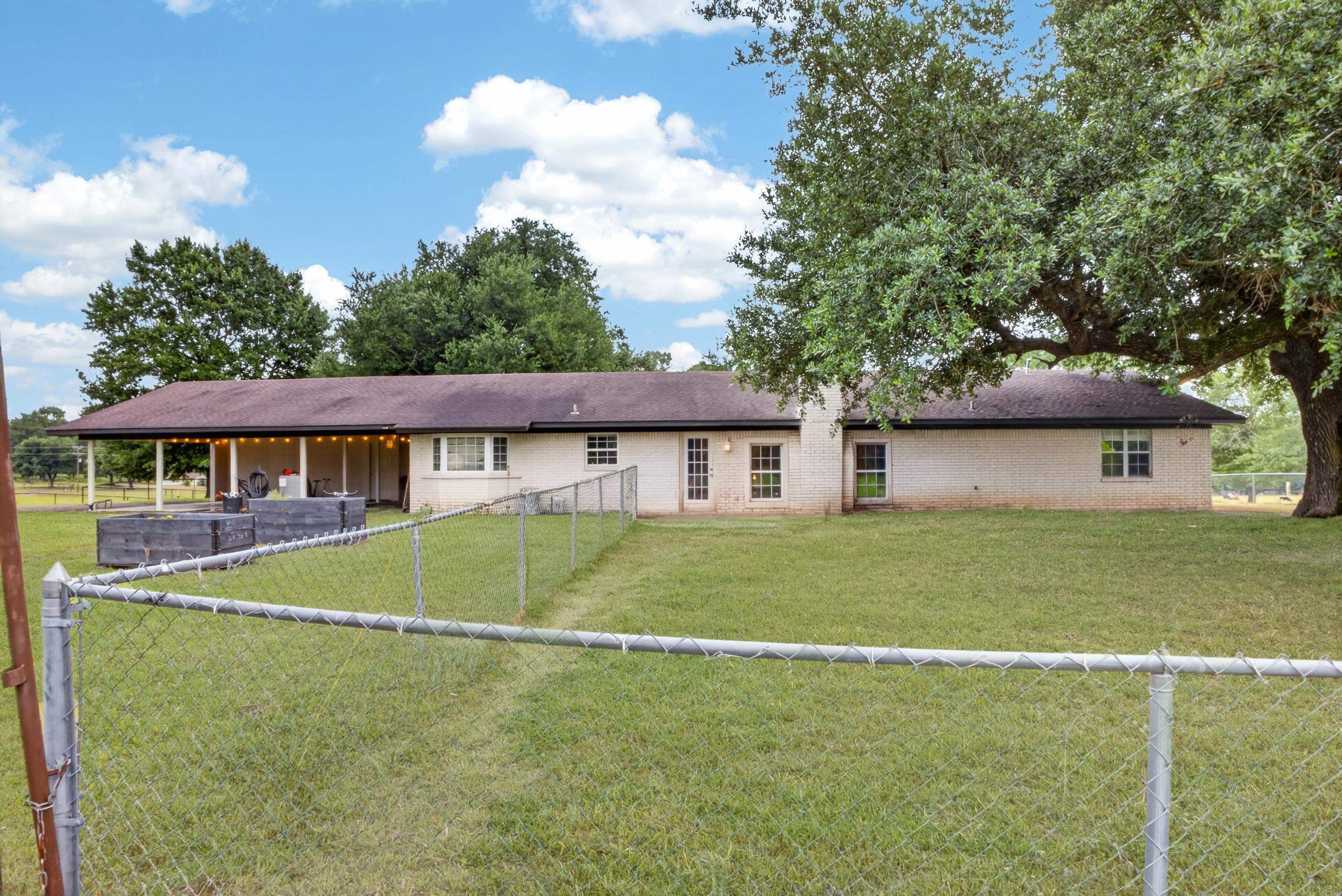3690 FM 49 — photo