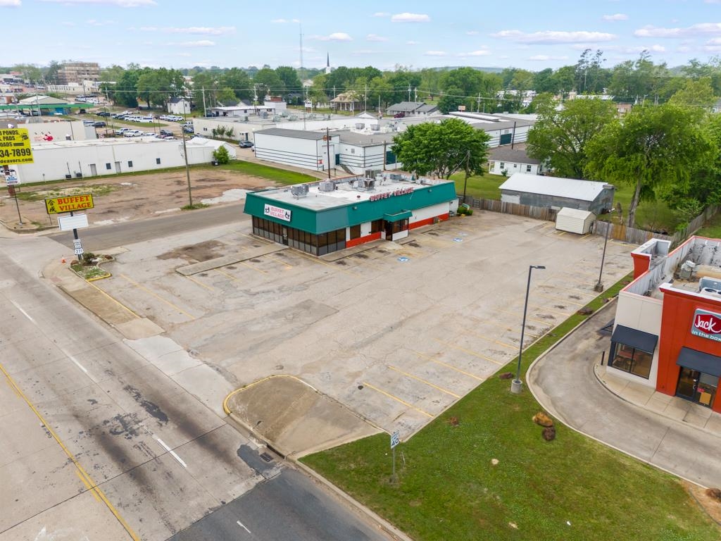509 US Hwy 271 N — photo