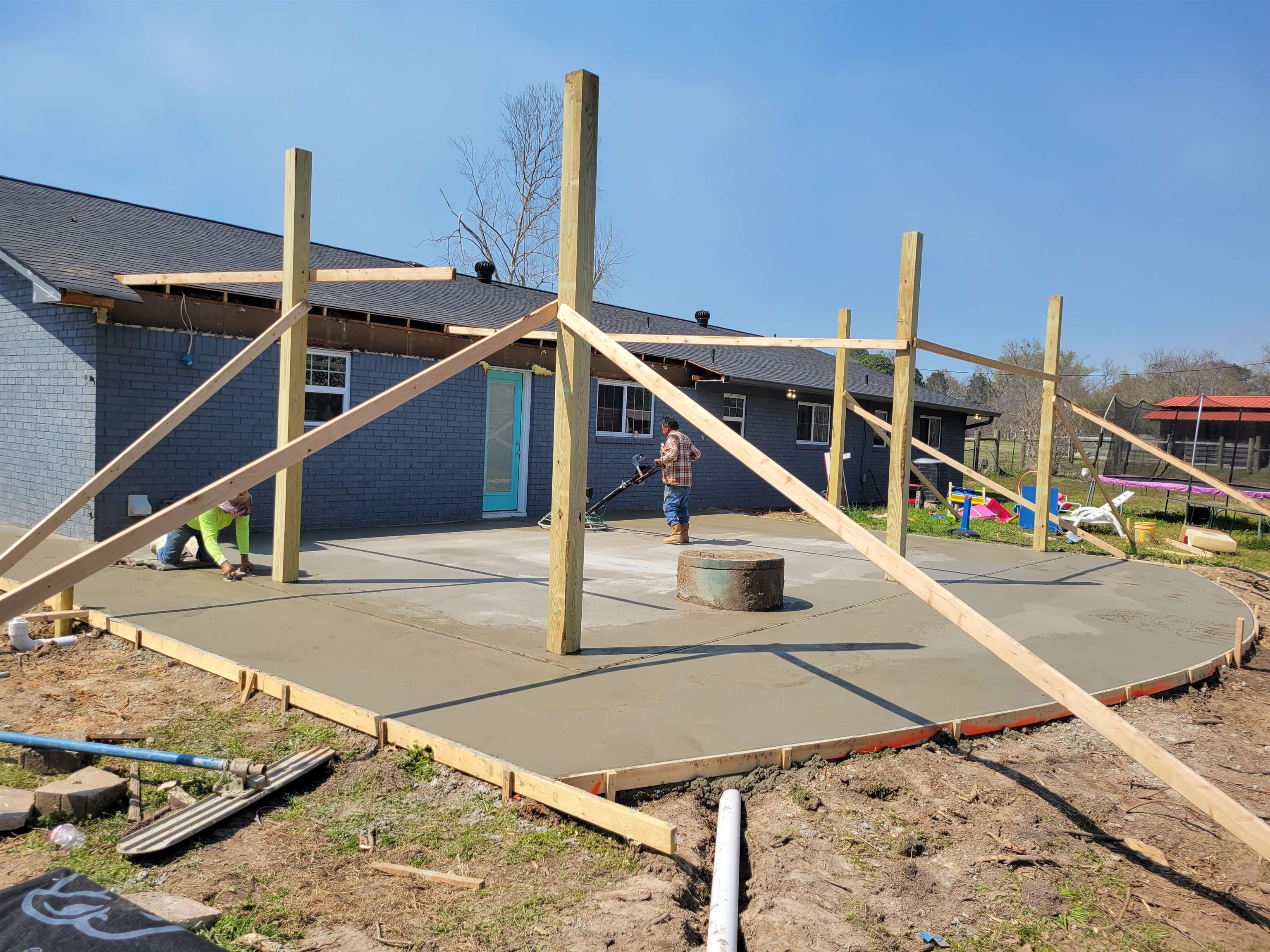 8674 FM 1649 — photo