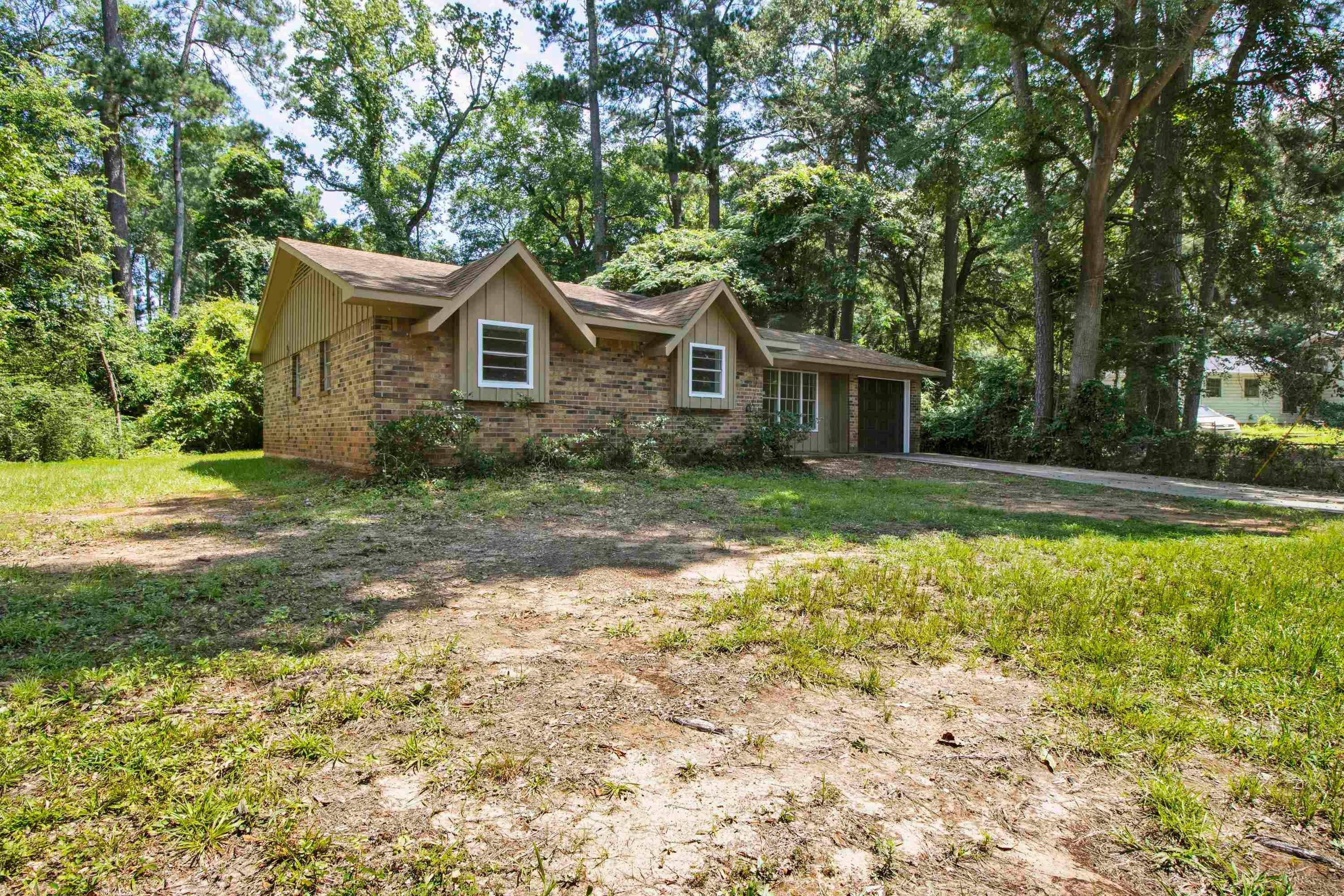 42 Linwood — photo