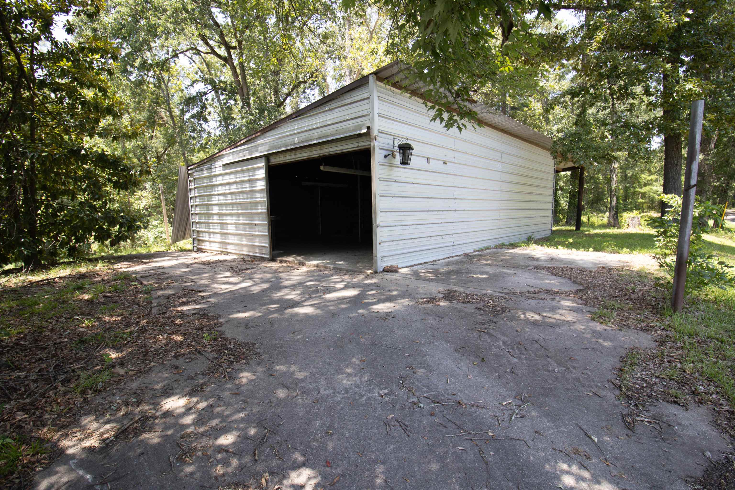 1281 & 1330 Moxley Grocery Rd — photo