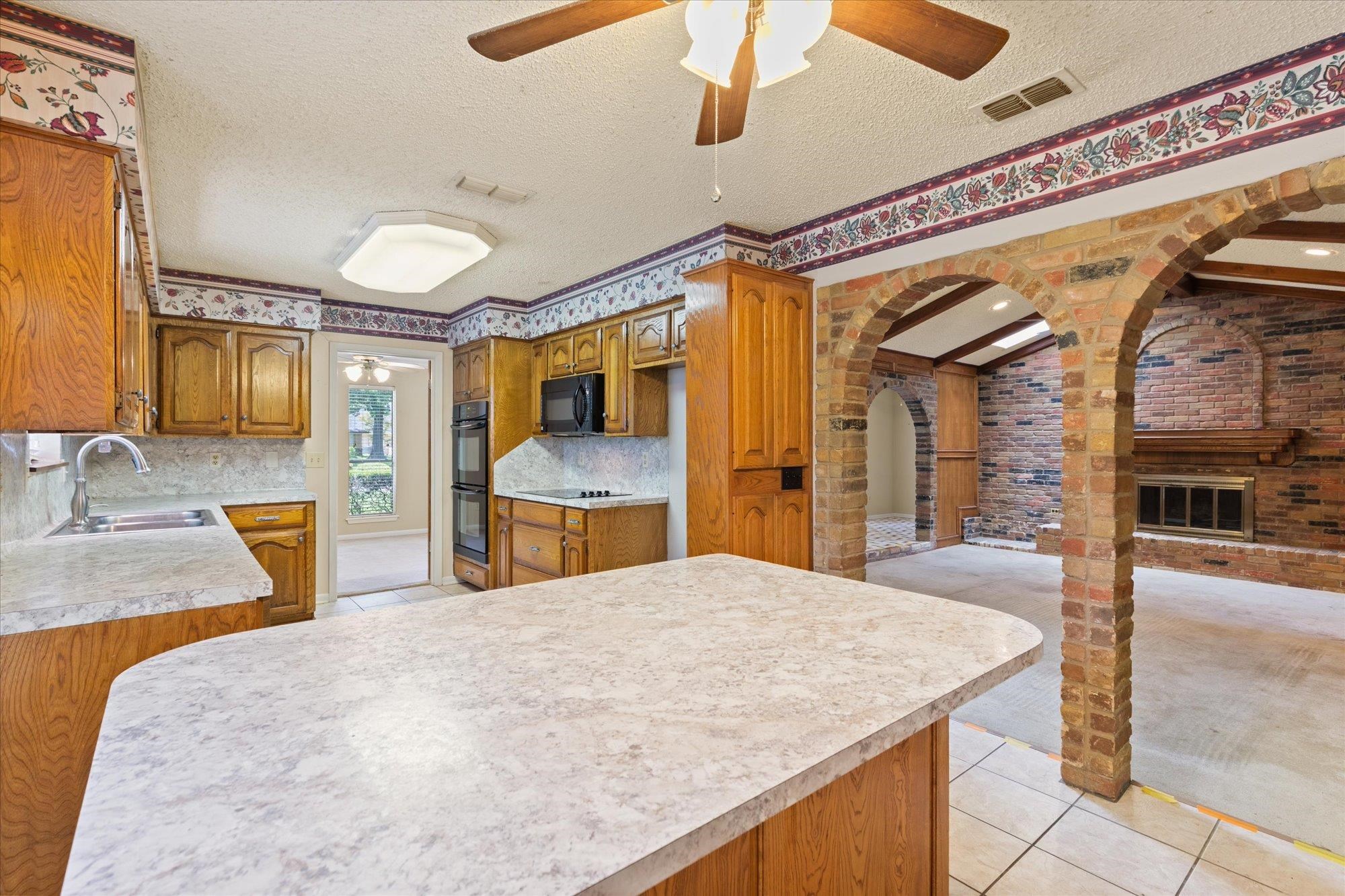 900 Regency Drive, Longview, TX 75604 — photo 3