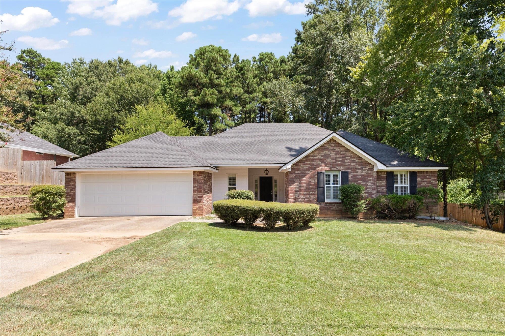 156 Oak Ridge Lane — photo