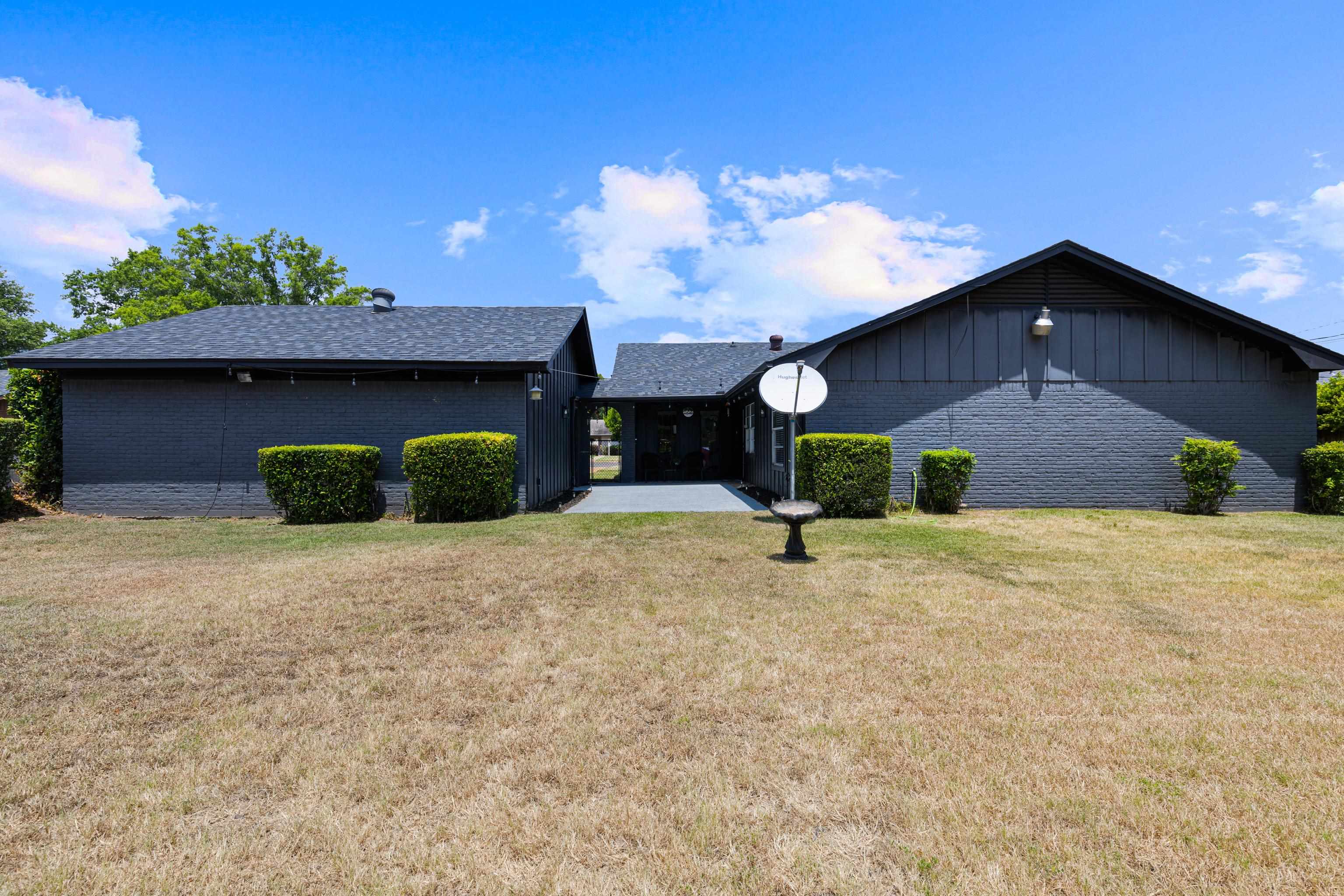 406 Sheffield — photo