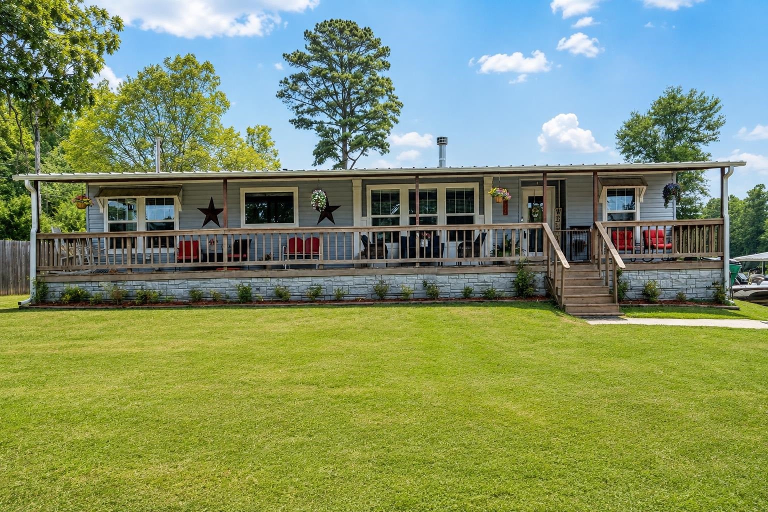 255 W Humble Rd — photo