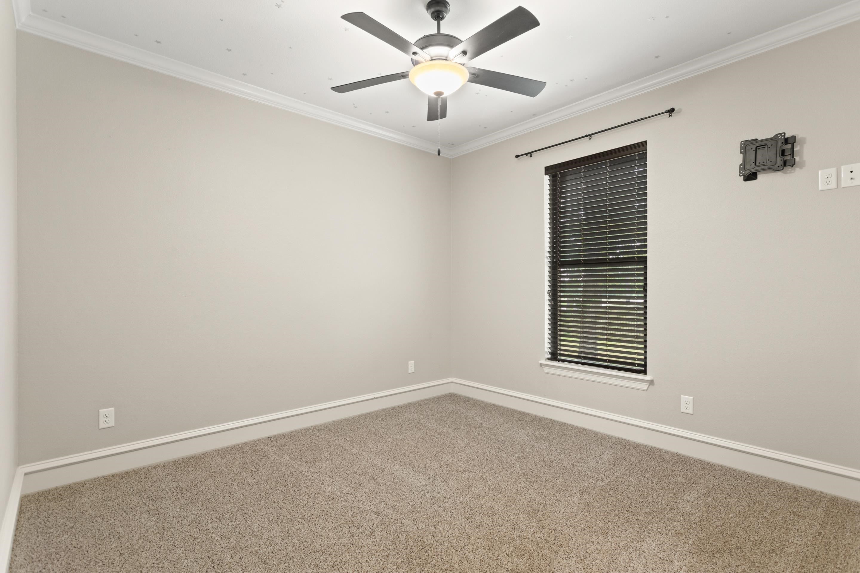 12109 Oak Grove — photo