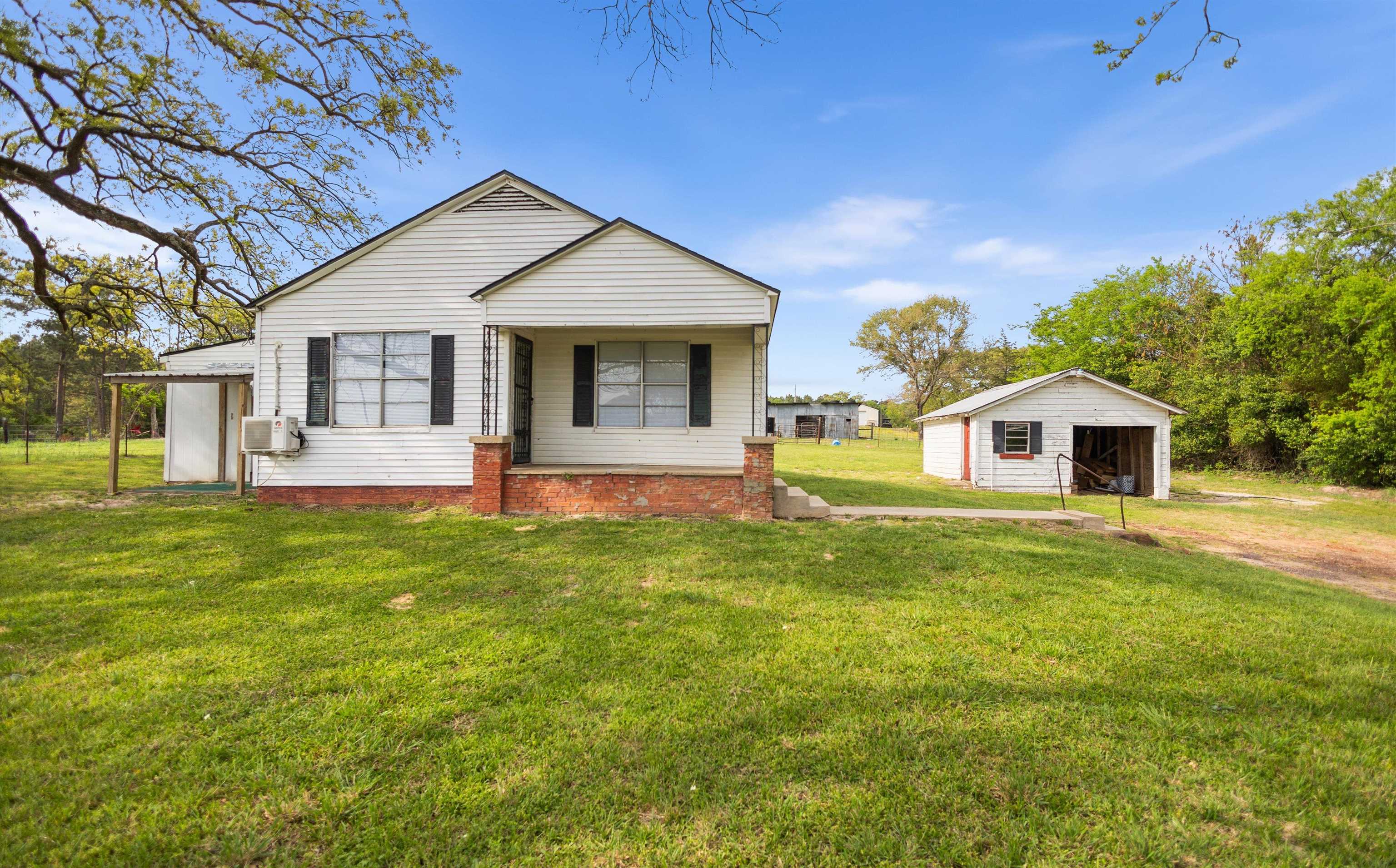 4150 W FM 13 — photo