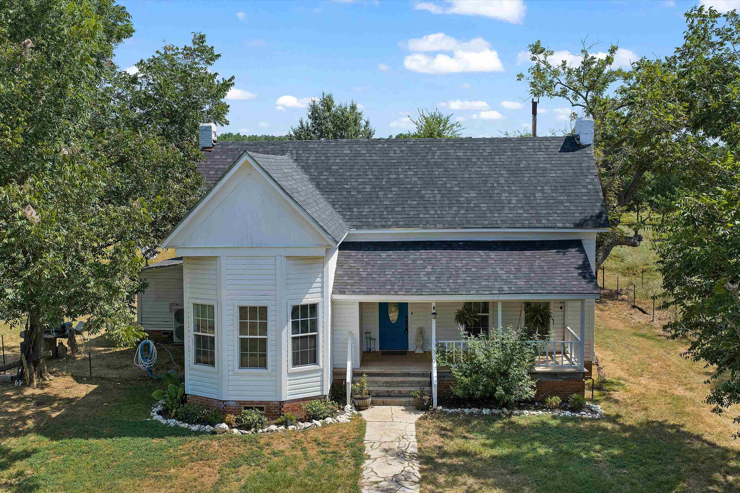 13807 CR 3155 S — photo