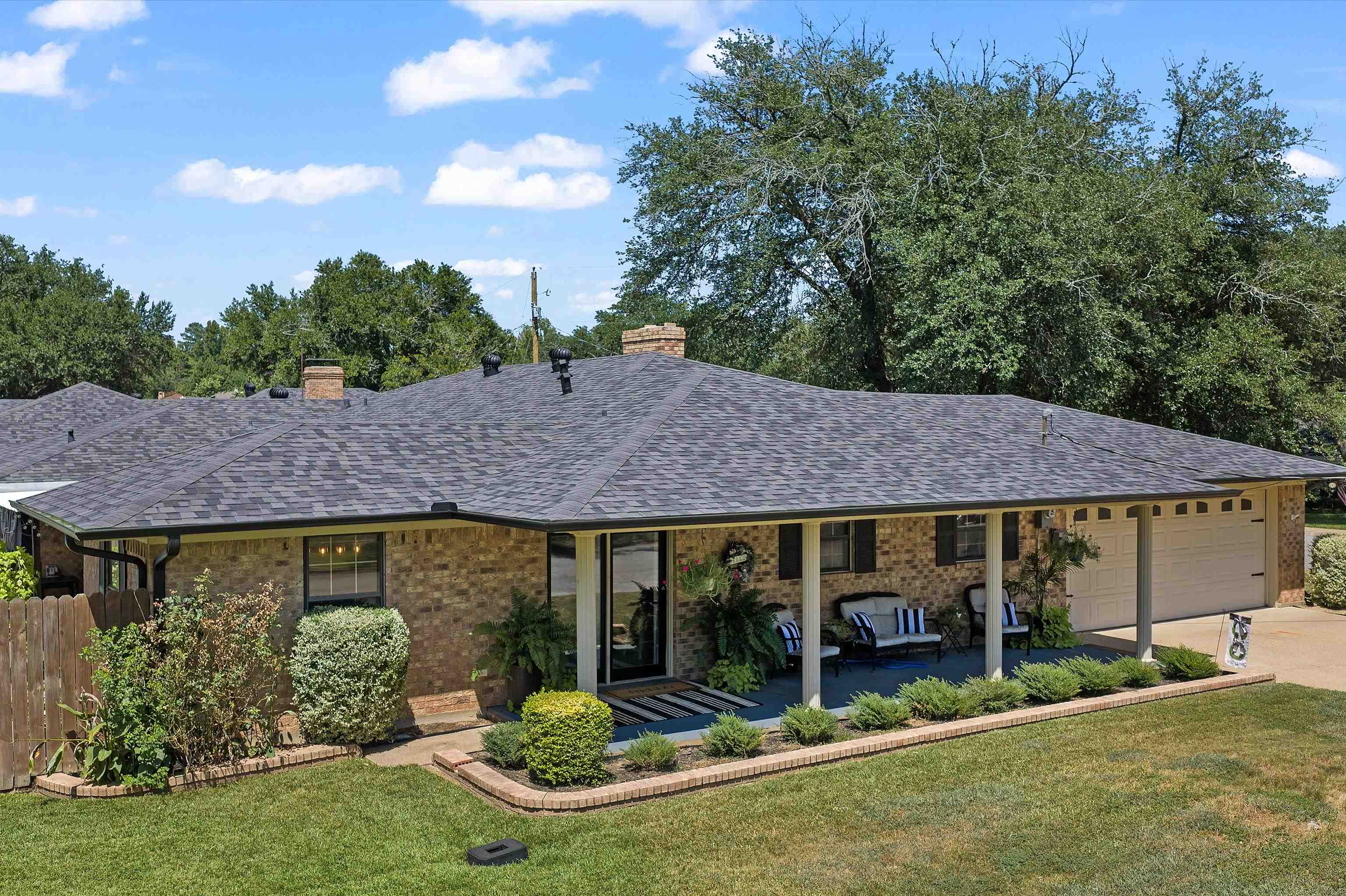1610 Slaydon St. — photo