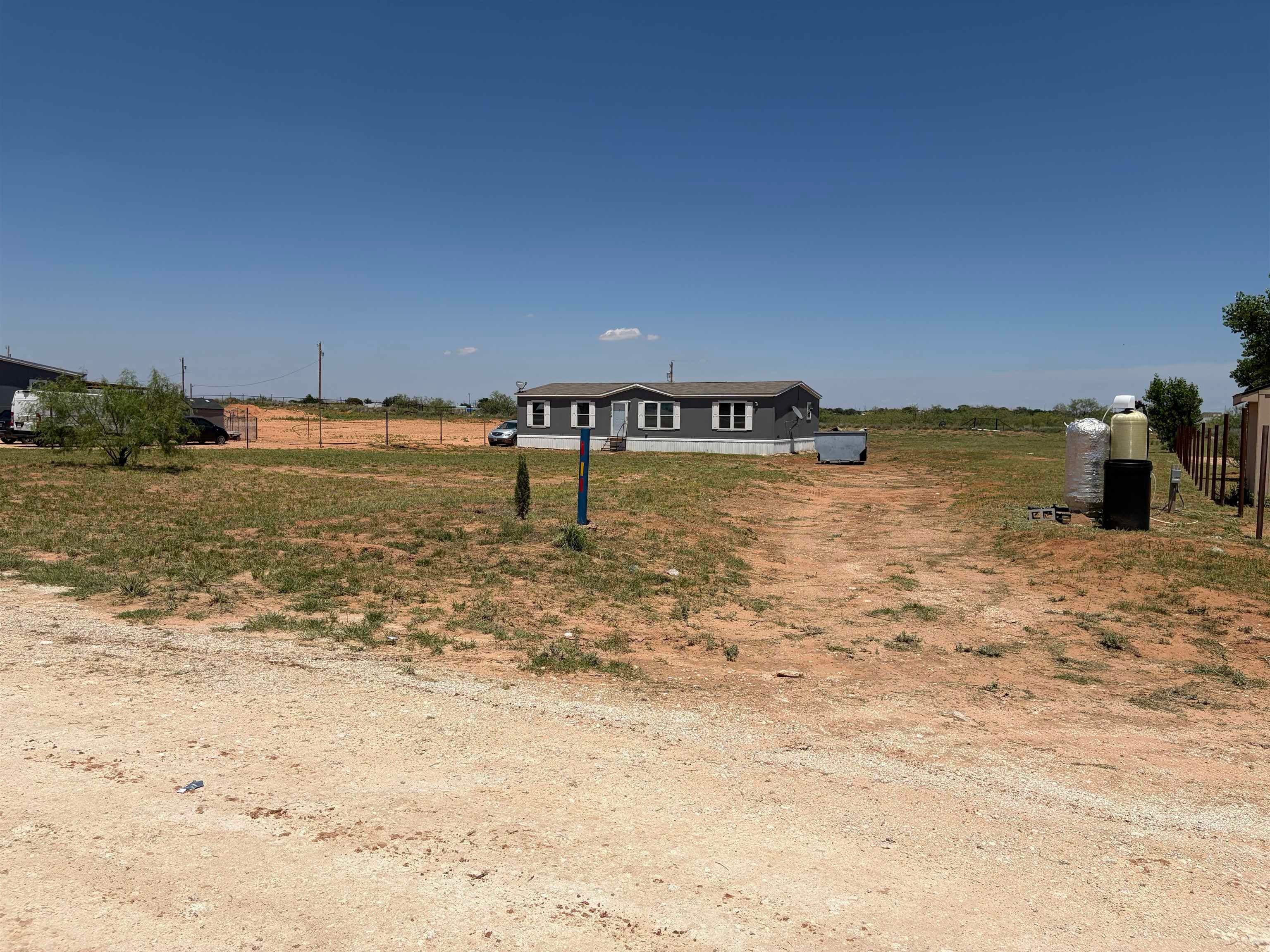 6212 S County Rd 1165 — photo