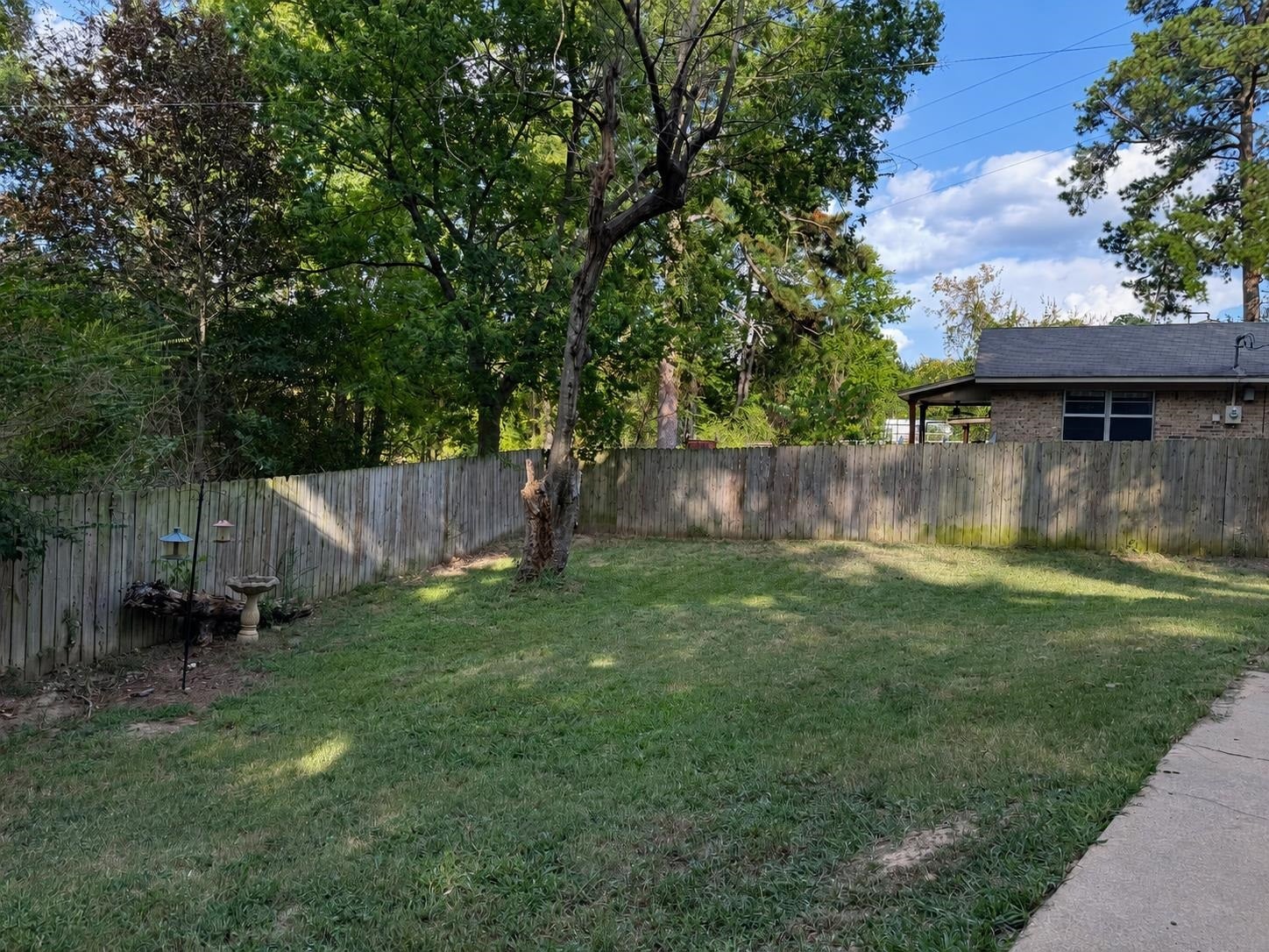 6103 Payne Rd — photo