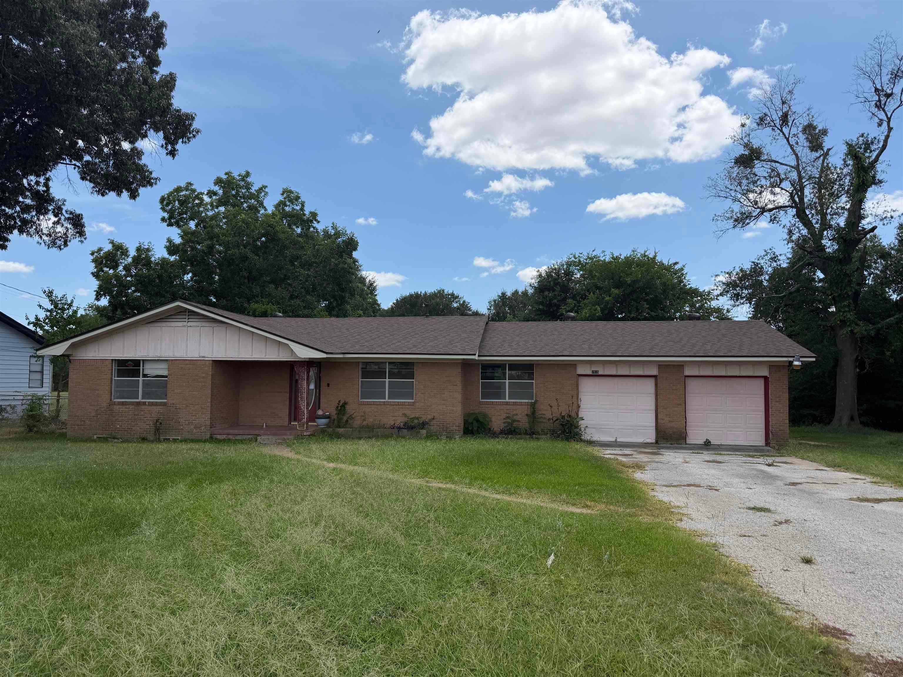 3935 W SH 64 — photo