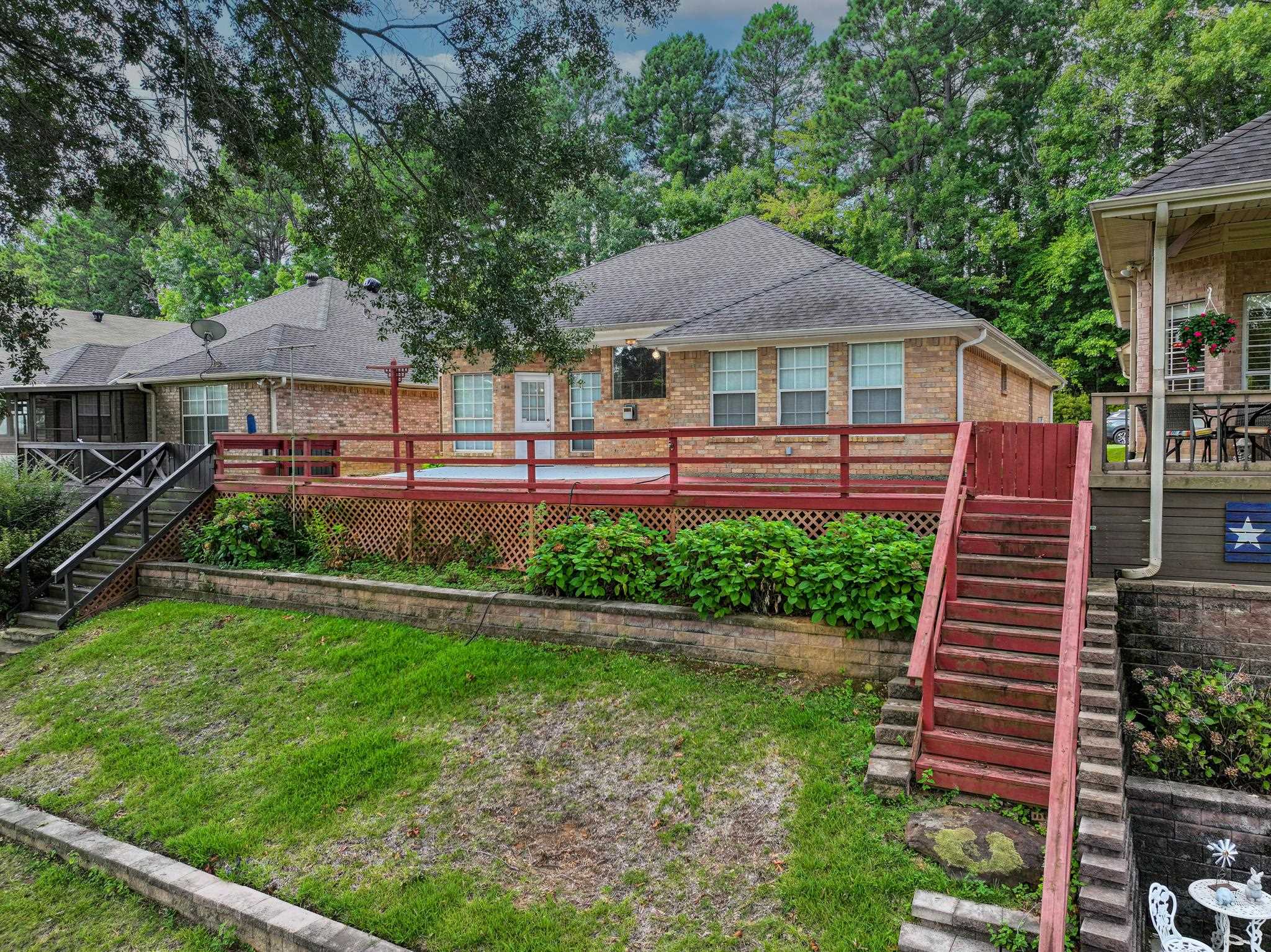 18 Oak Creek Ridge Dr — photo