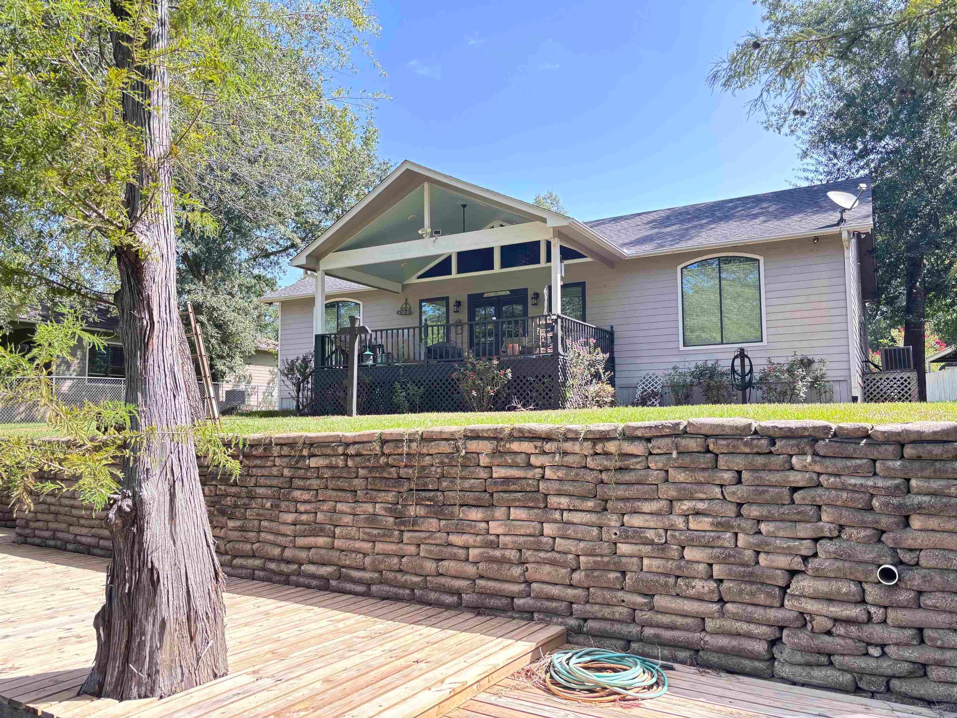 212 Ma County Rd 3215 — photo