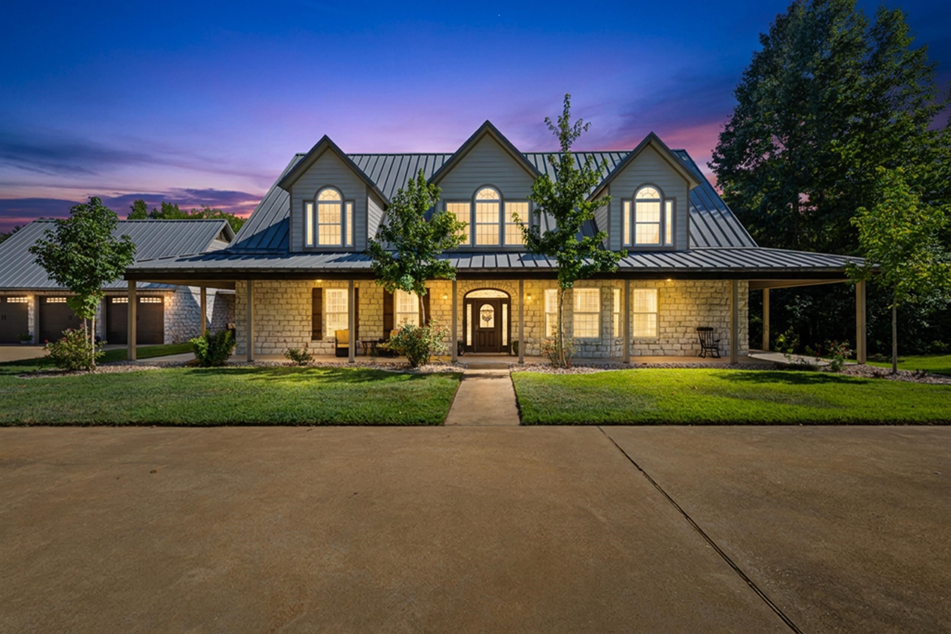 1214 Sparks Rd — photo