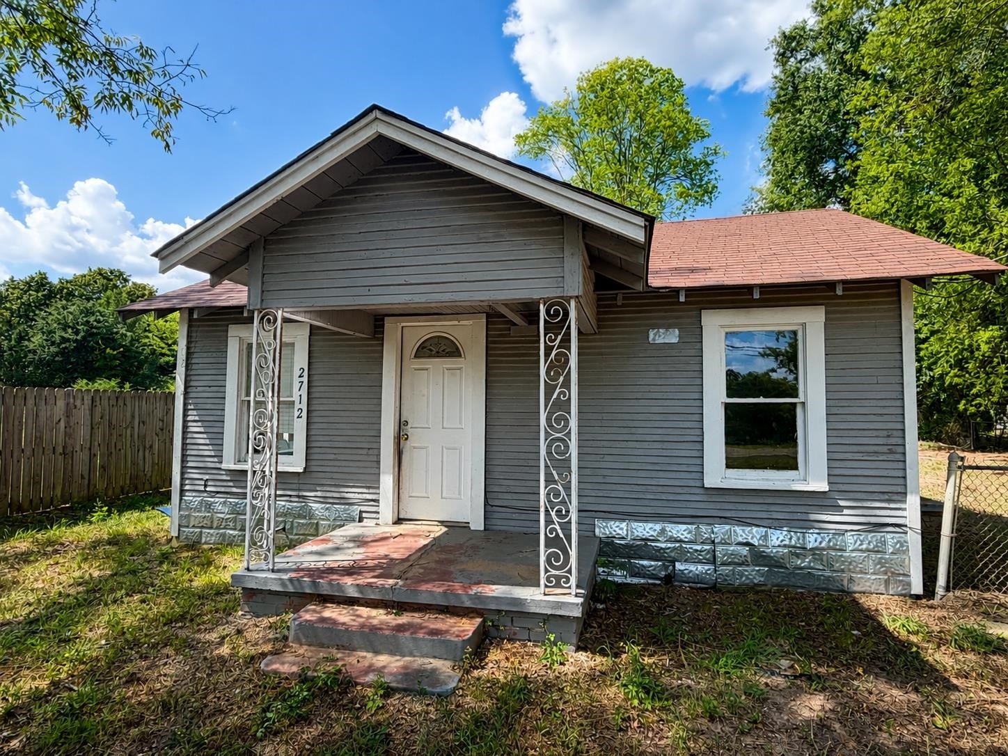 2712 W Upshur — photo