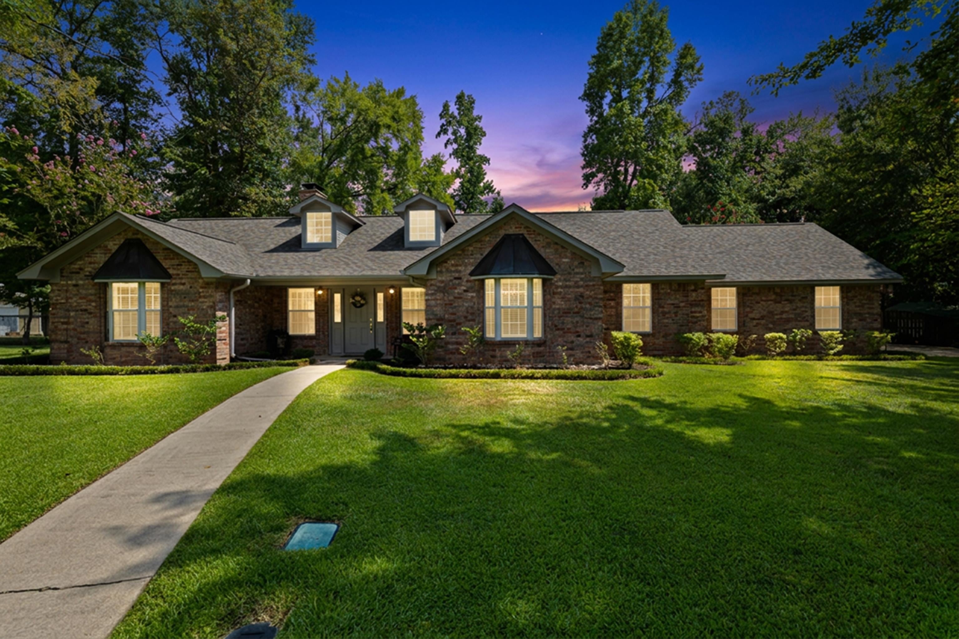 26 Pine Burr Circle — photo