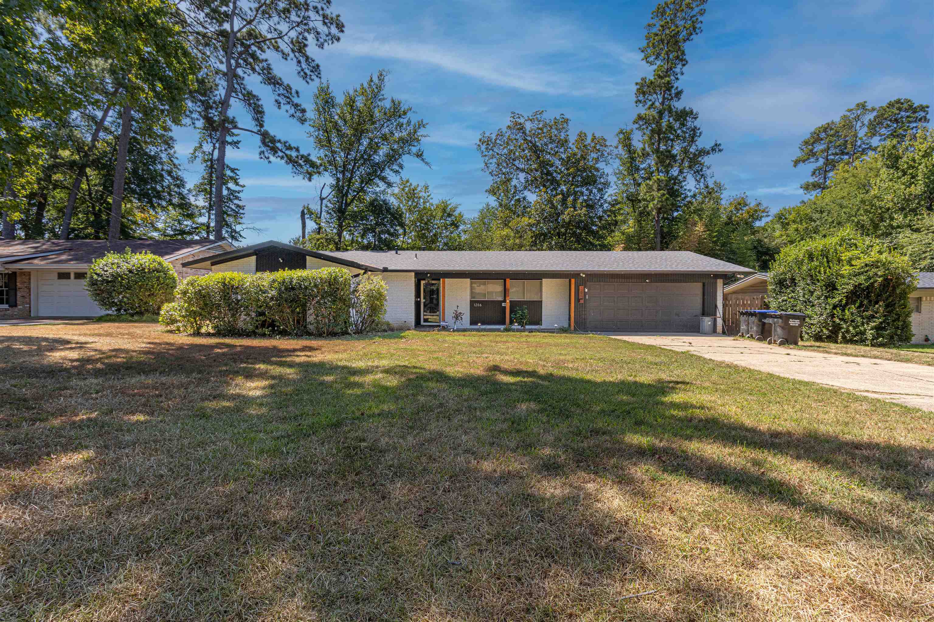 1206 Jonqul Dr. — photo