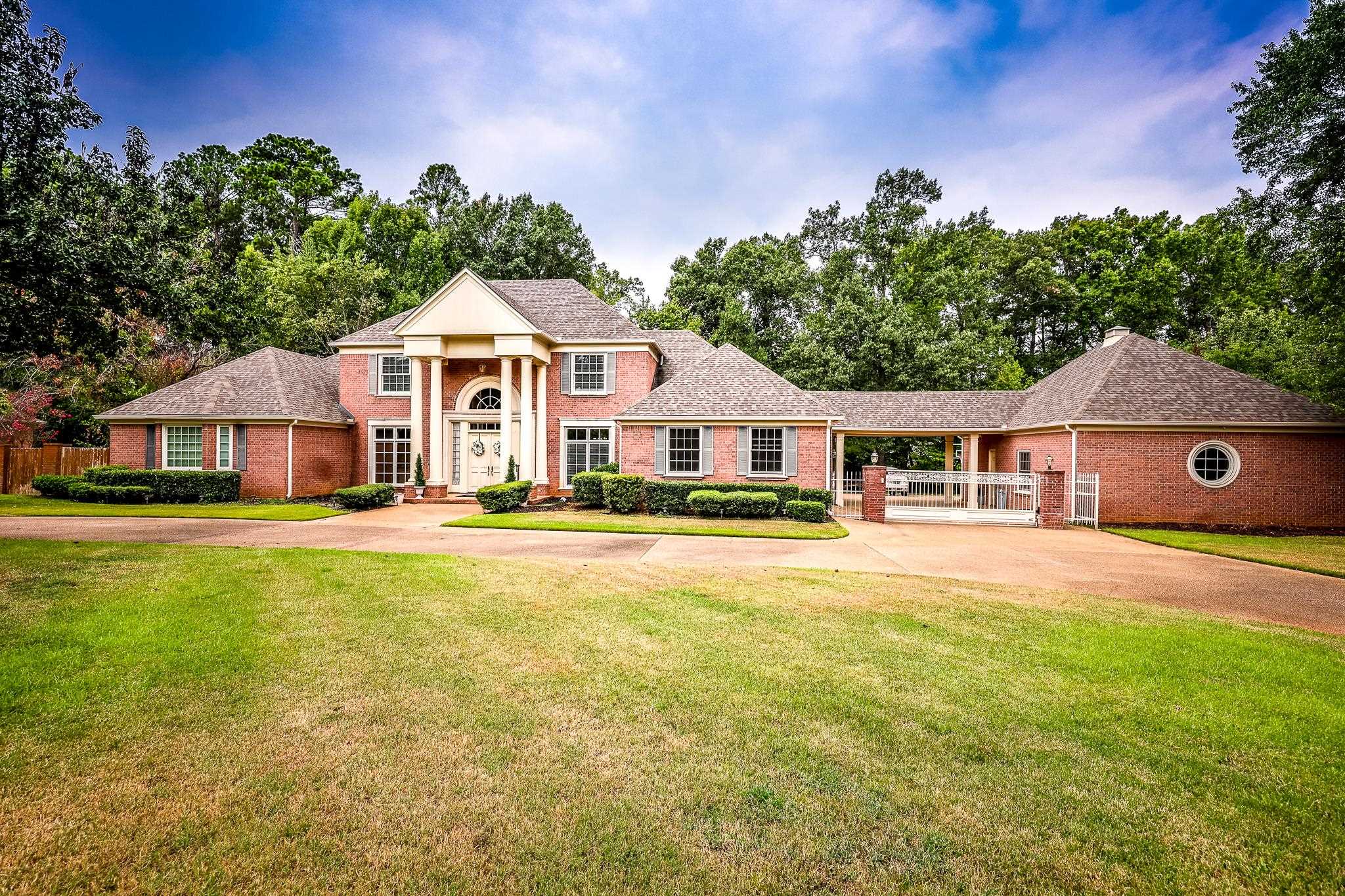 1 Summer Creek Way — photo