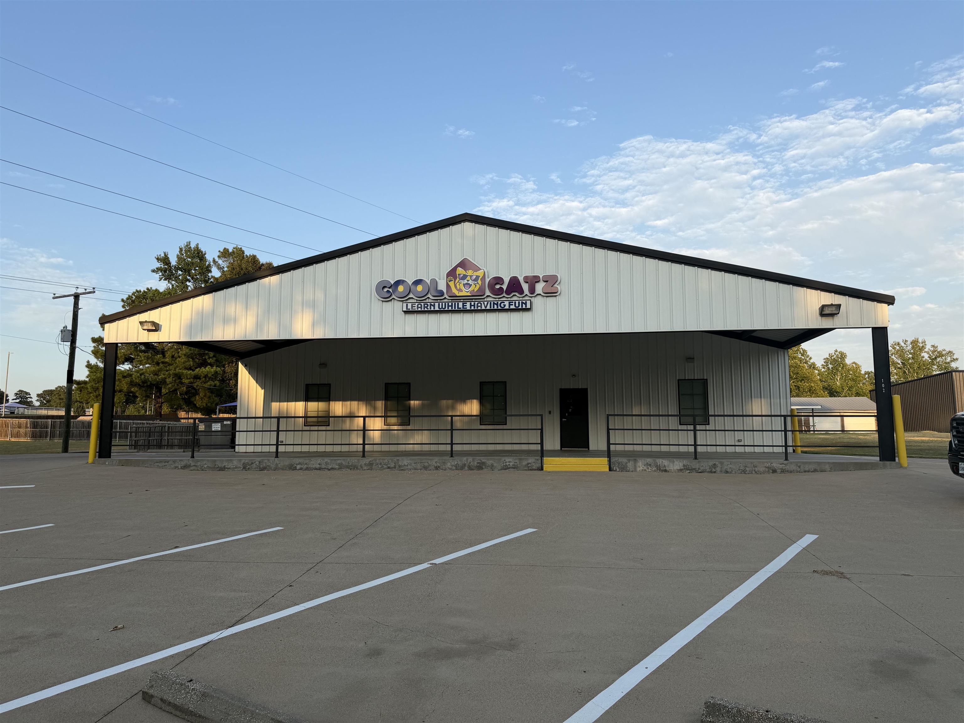 102 Tex Hatley Parkway — photo