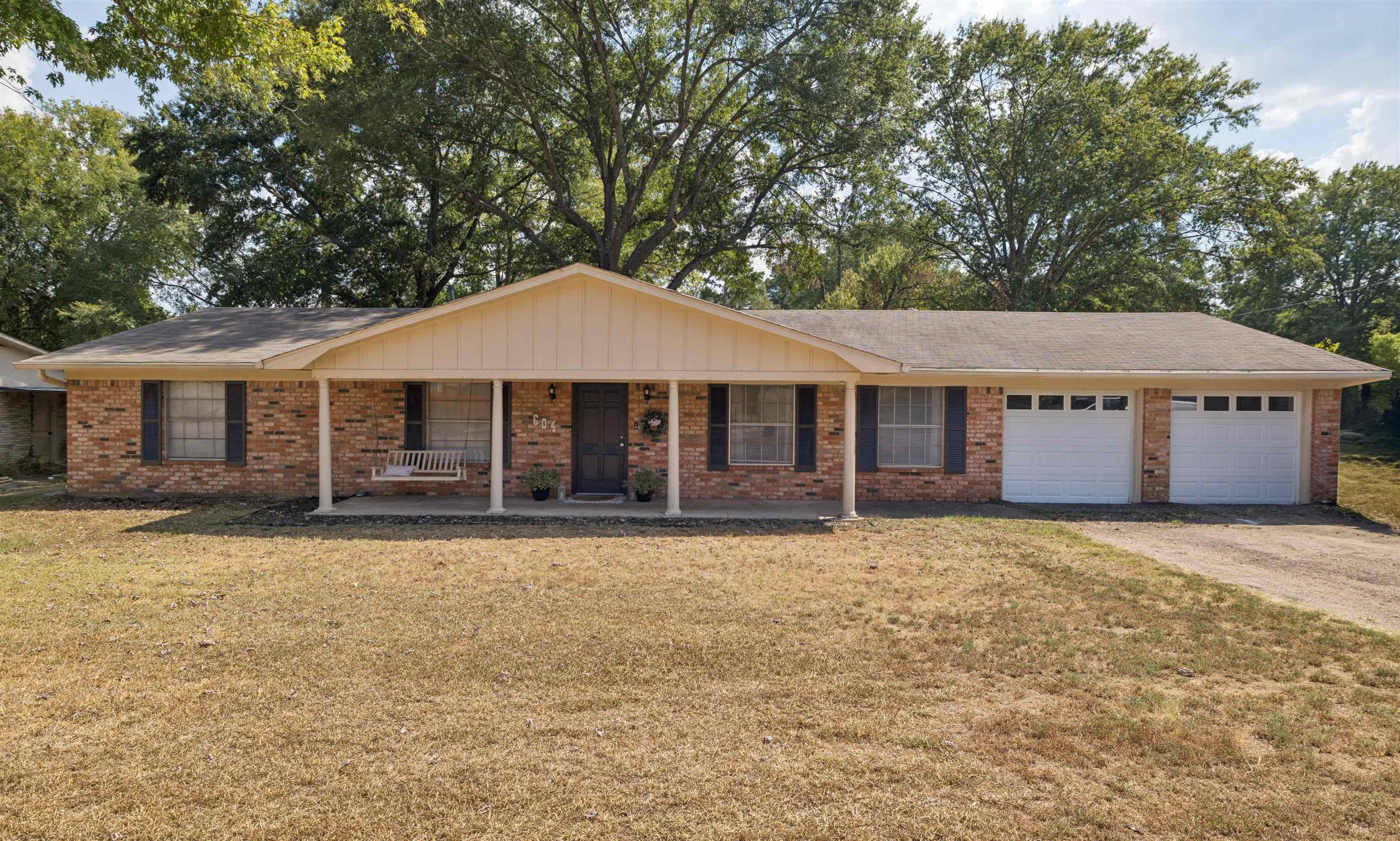604 Gemi Drive — photo